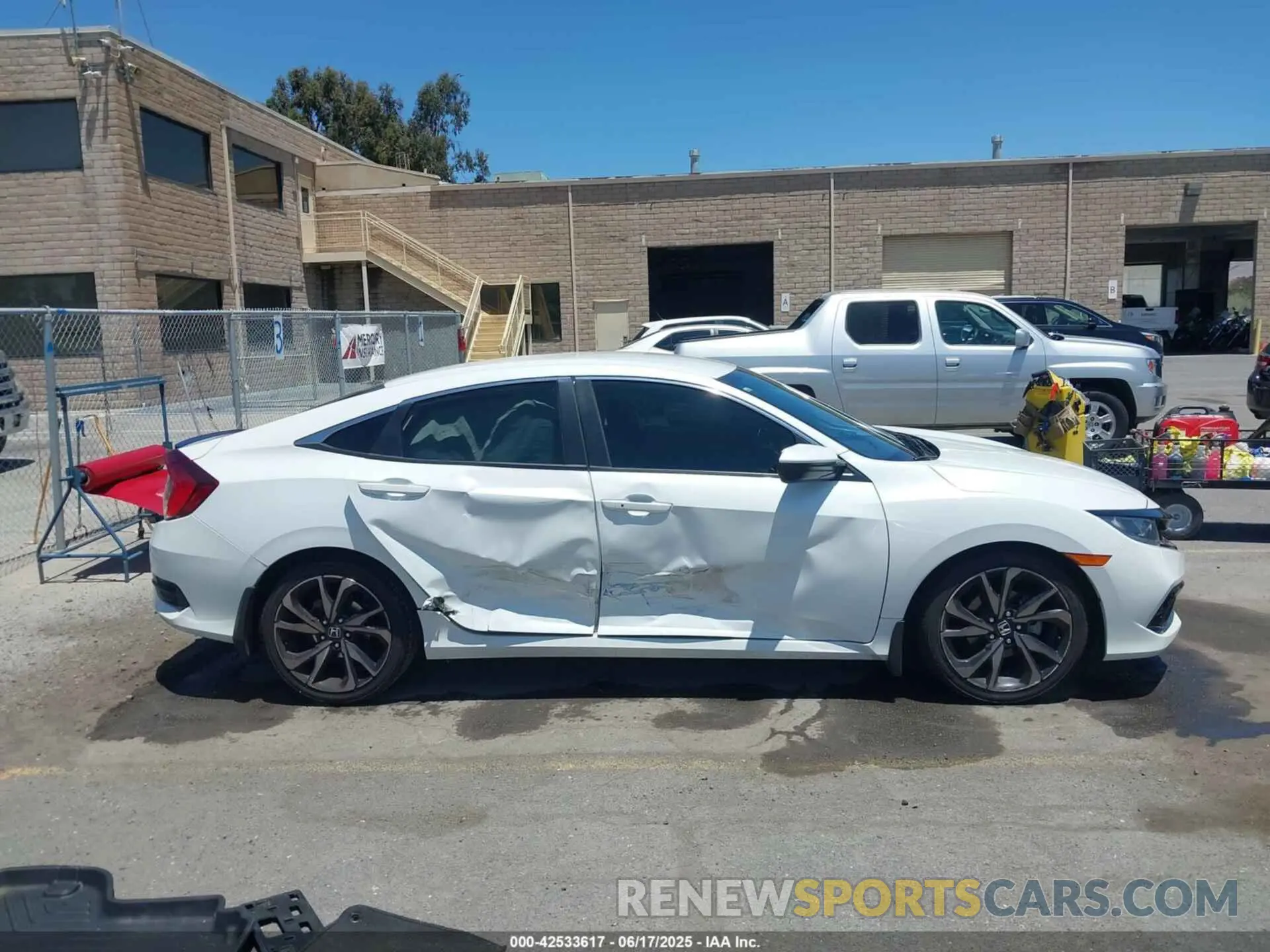 13 fotografías del automóvil dañado 2HGFC2F80MH504657 HONDA CIVIC 2021