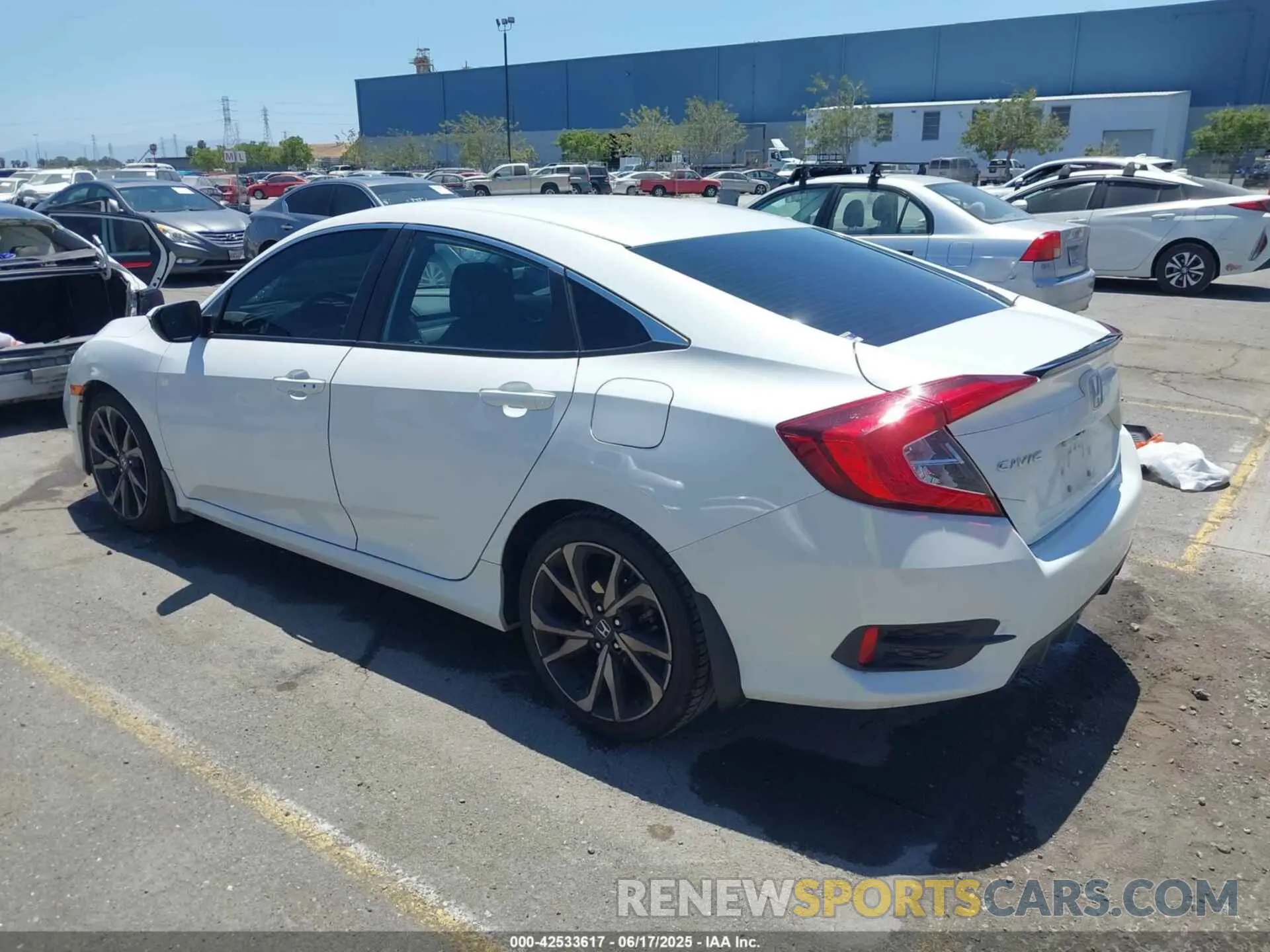 3 fotografías del automóvil dañado 2HGFC2F80MH504657 HONDA CIVIC 2021