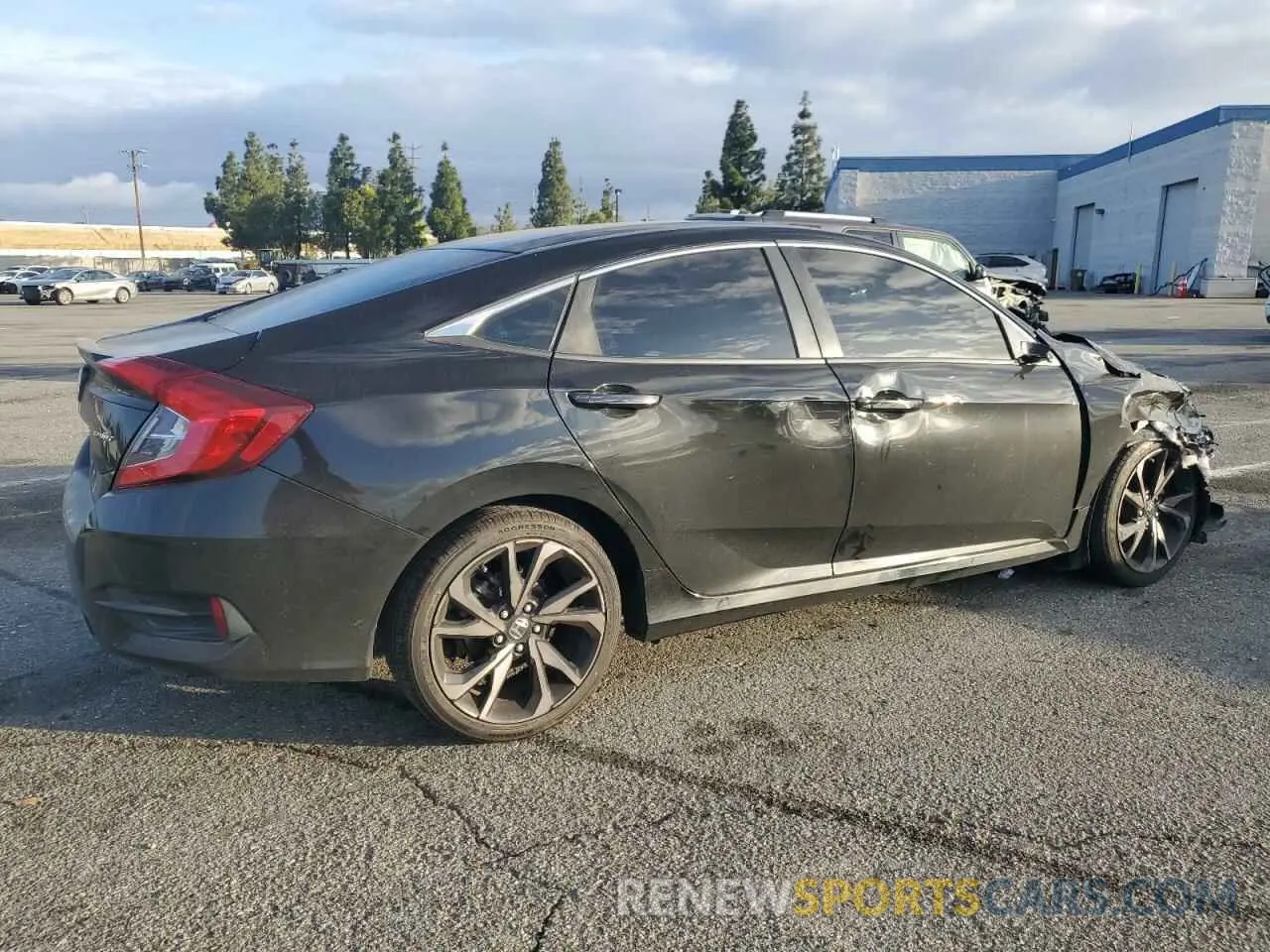 3 fotografías del automóvil dañado 2HGFC2F81MH537604 HONDA CIVIC 2021