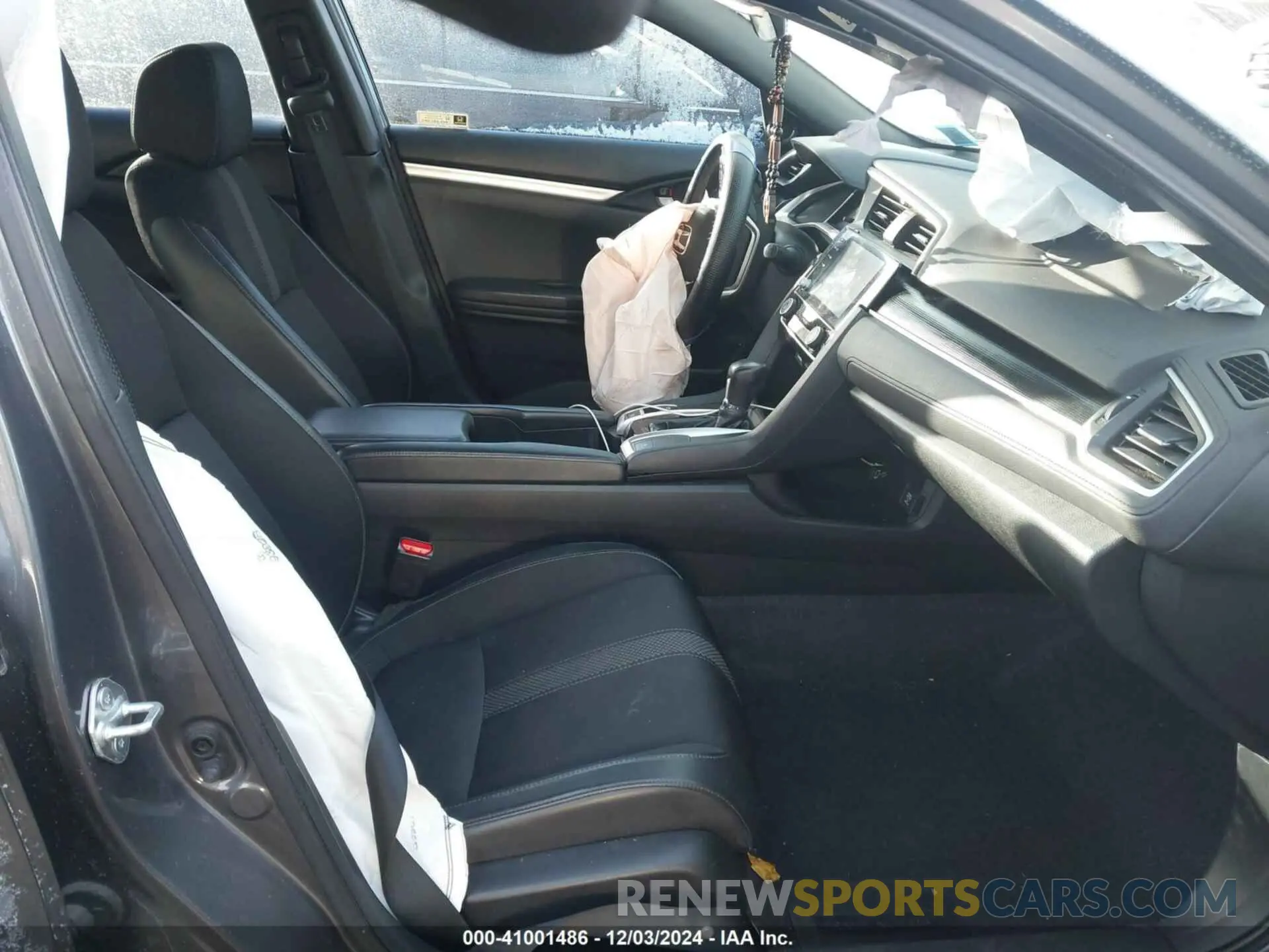5 fotografías del automóvil dañado 2HGFC2F81MH538364 HONDA CIVIC 2021