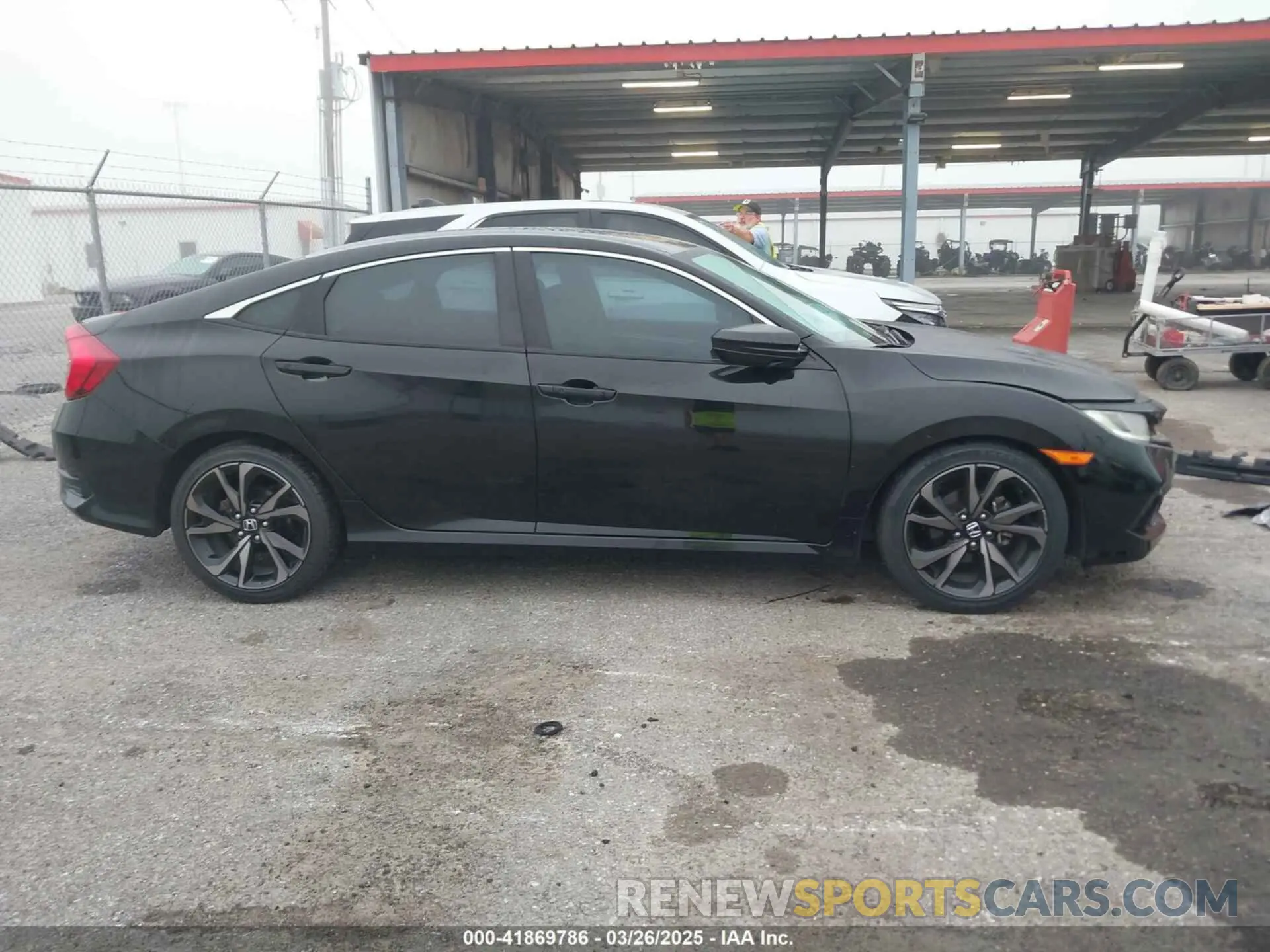 13 fotografías del automóvil dañado 2HGFC2F81MH546593 HONDA CIVIC 2021