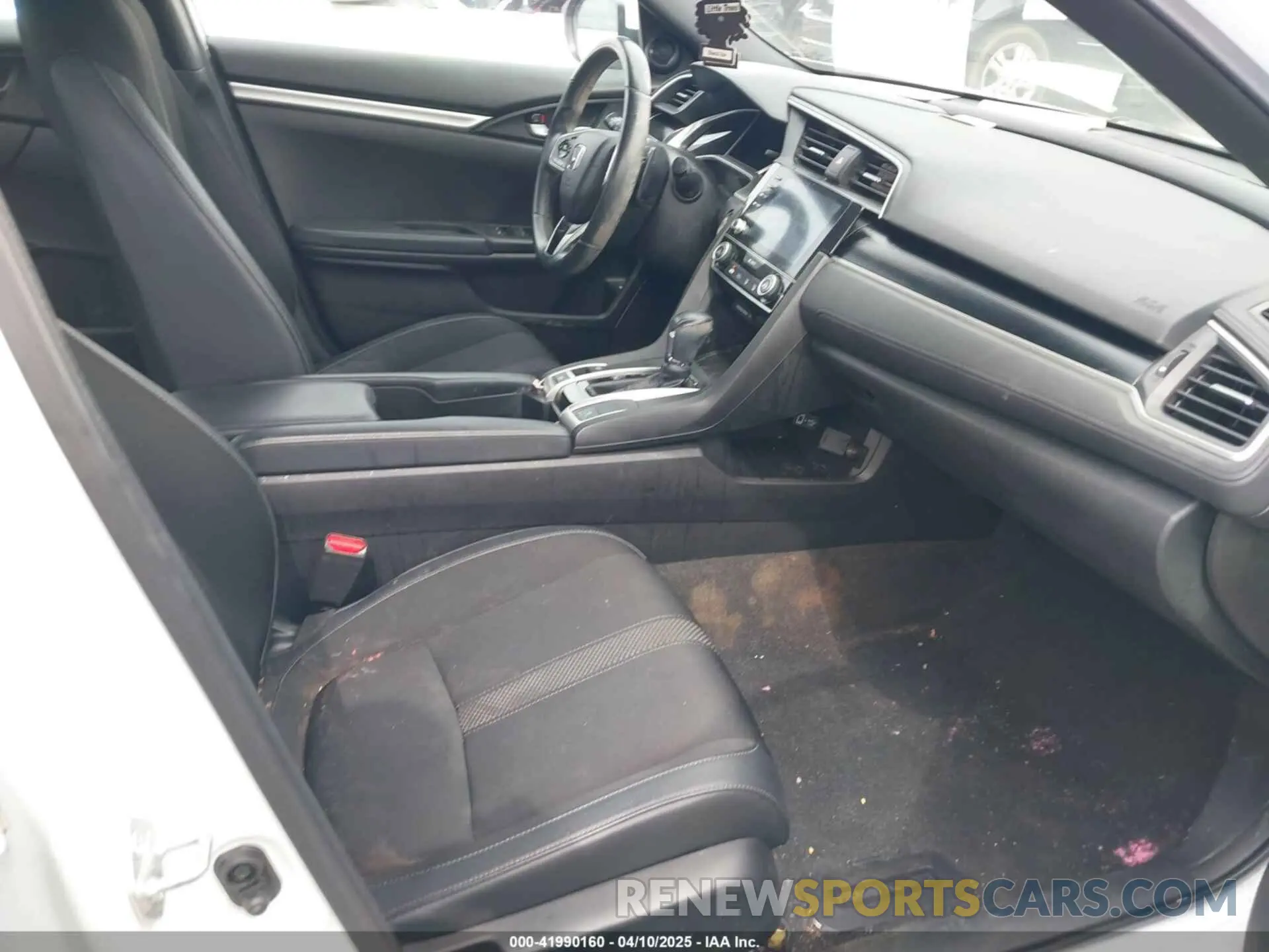 5 fotografías del automóvil dañado 2HGFC2F82MH511755 HONDA CIVIC 2021