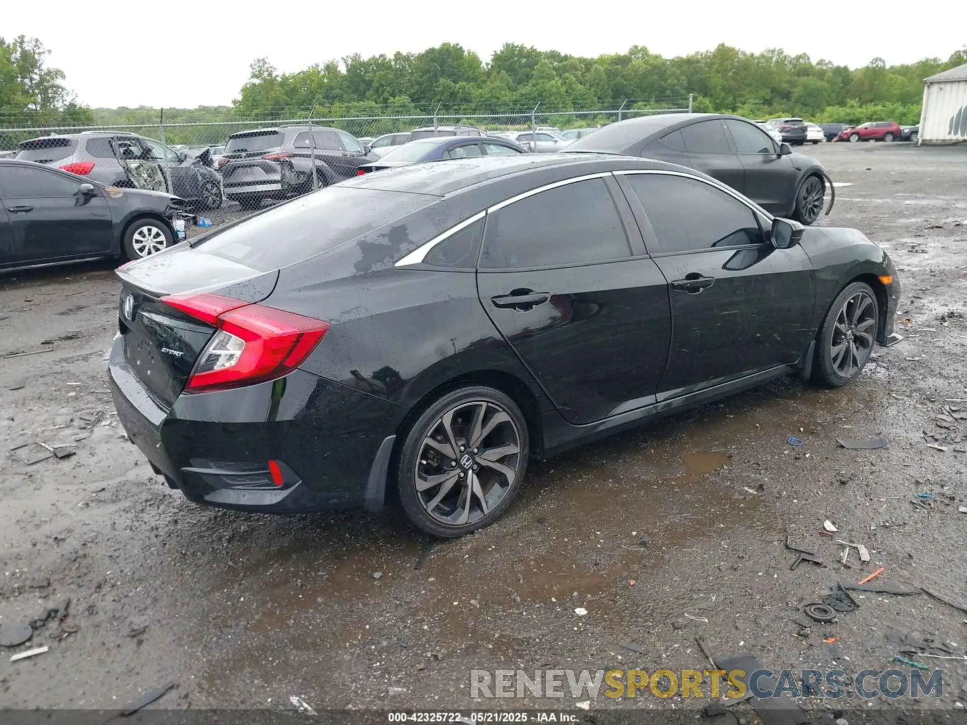 4 fotografías del automóvil dañado 2HGFC2F83MH521744 HONDA CIVIC 2021