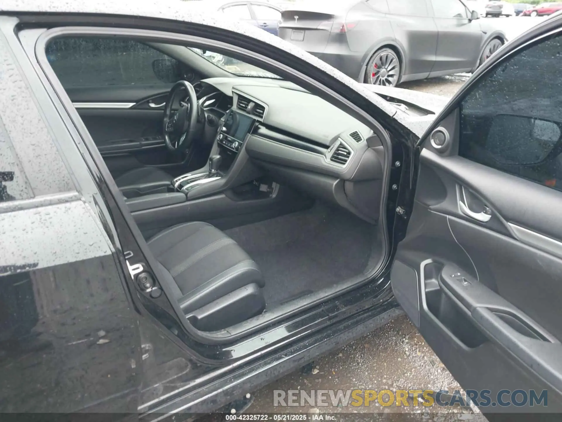 5 fotografías del automóvil dañado 2HGFC2F83MH521744 HONDA CIVIC 2021
