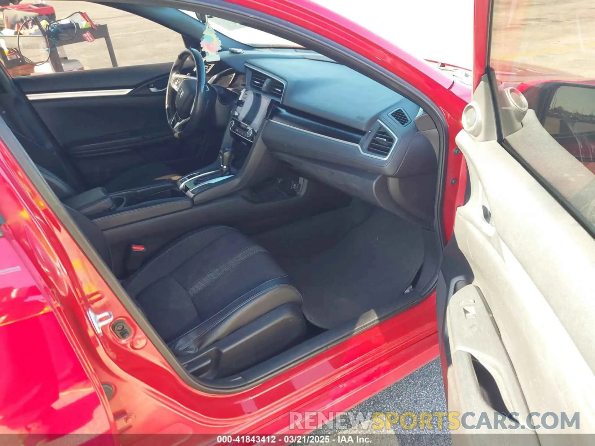5 fotografías del automóvil dañado 2HGFC2F83MH528354 HONDA CIVIC 2021