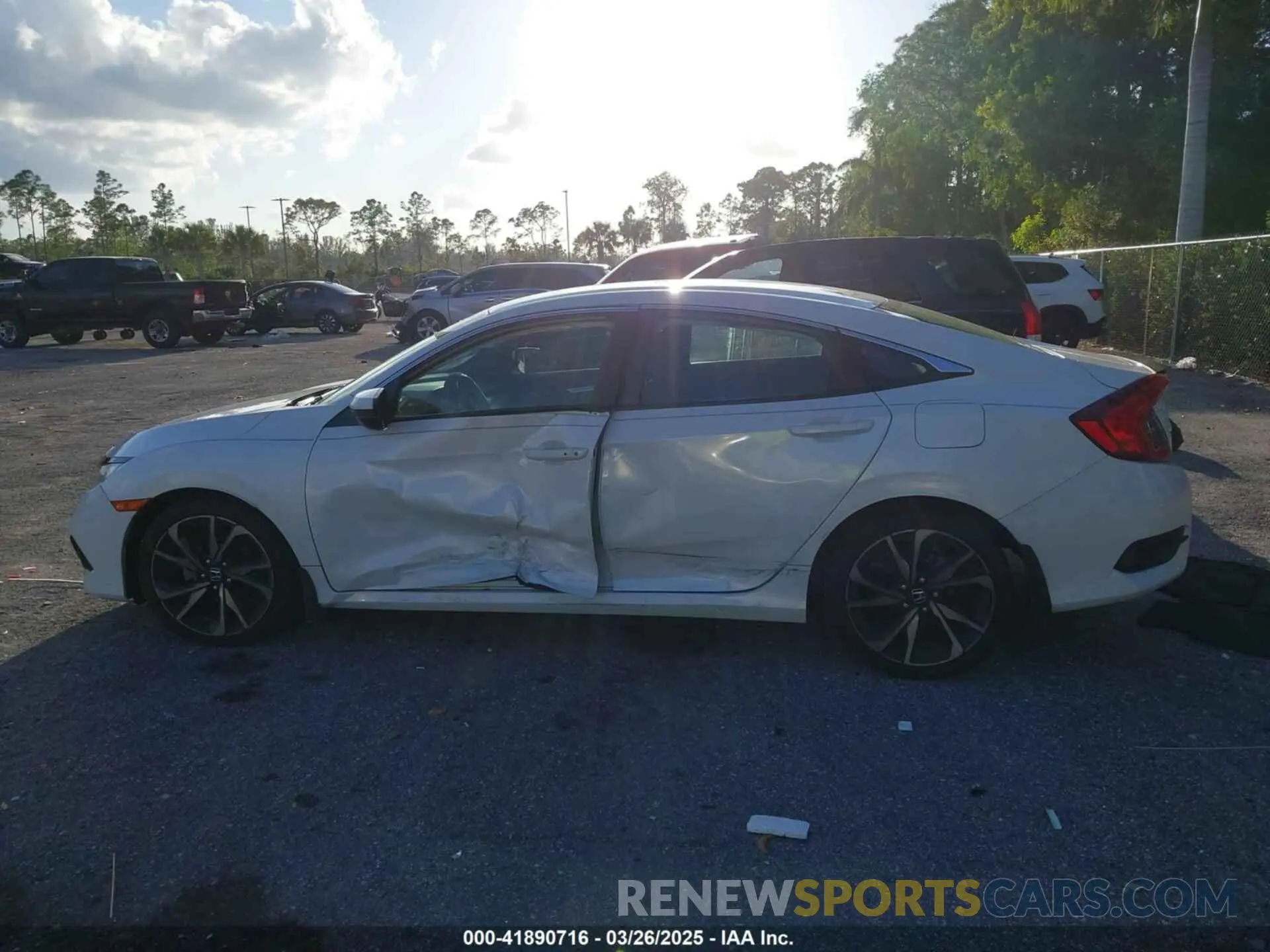 14 fotografías del automóvil dañado 2HGFC2F84MH526838 HONDA CIVIC 2021