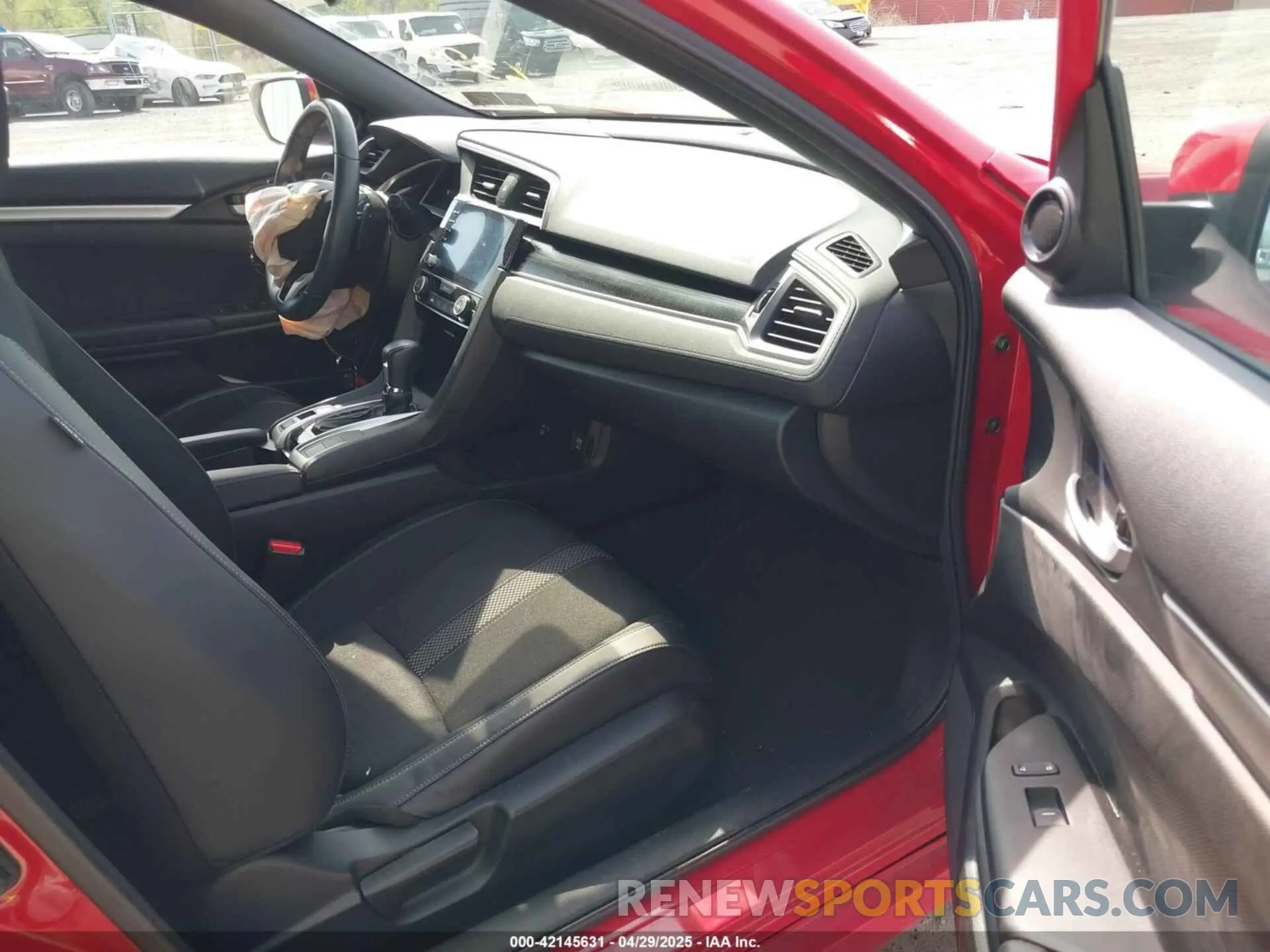 5 fotografías del automóvil dañado 2HGFC2F84MH536320 HONDA CIVIC 2021