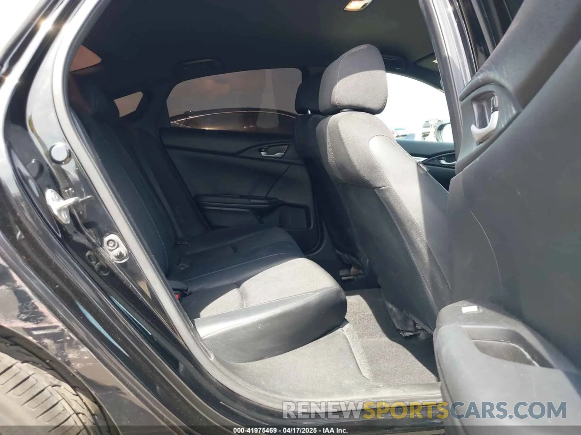 8 fotografías del automóvil dañado 2HGFC2F85MH505707 HONDA CIVIC 2021