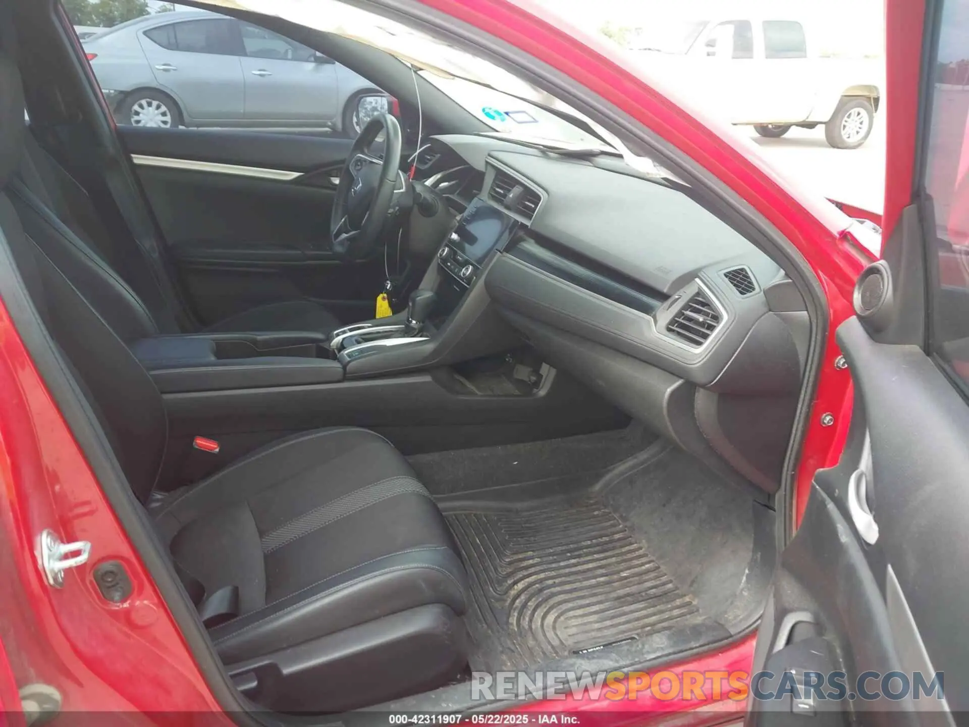 5 fotografías del automóvil dañado 2HGFC2F87MH539535 HONDA CIVIC 2021