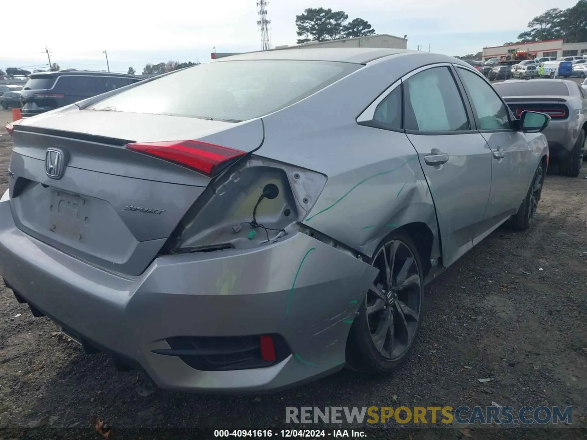 4 fotografías del automóvil dañado 2HGFC2F89MH520338 HONDA CIVIC 2021