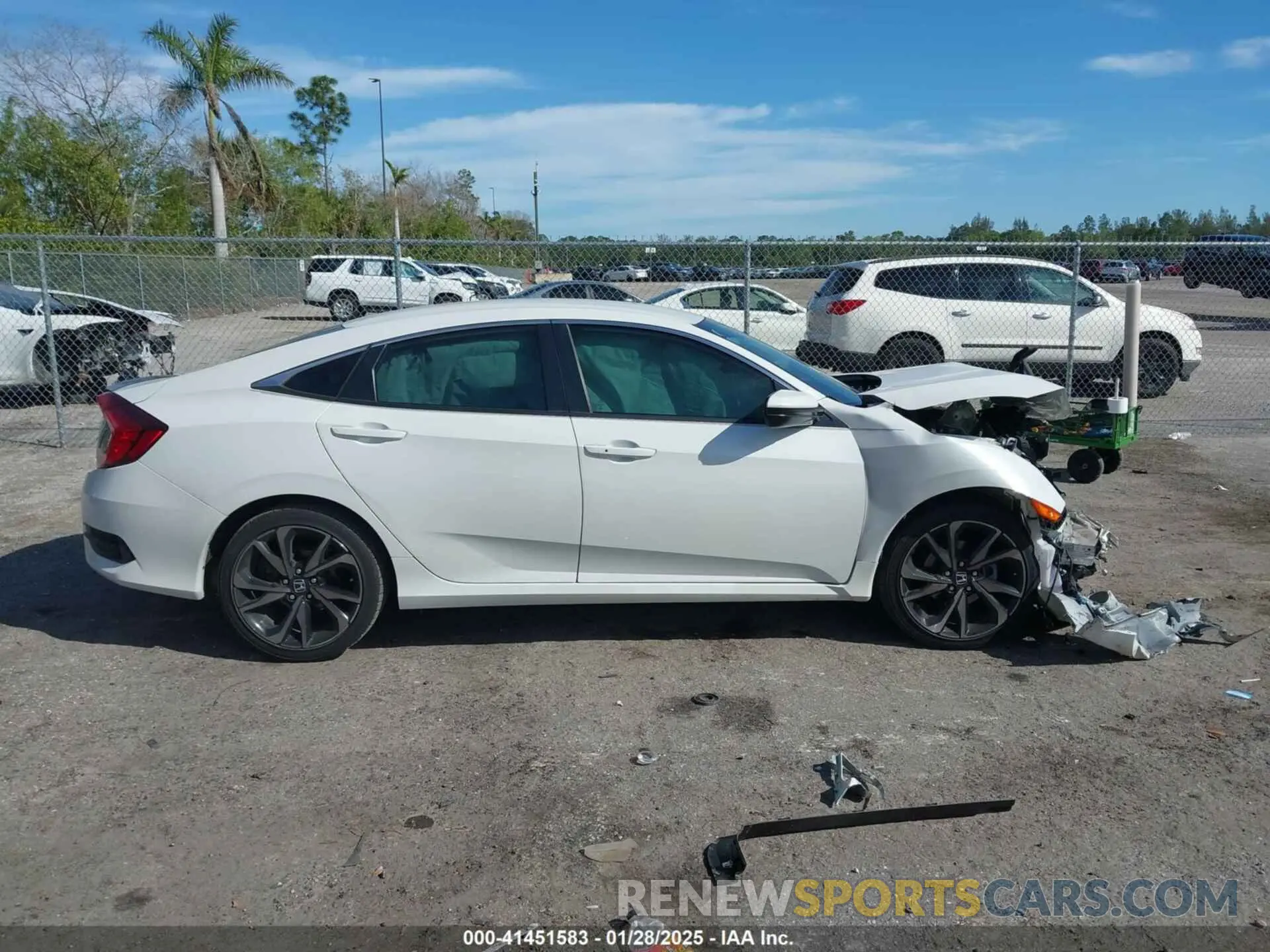 12 fotografías del automóvil dañado 2HGFC2F8XMH526164 HONDA CIVIC 2021