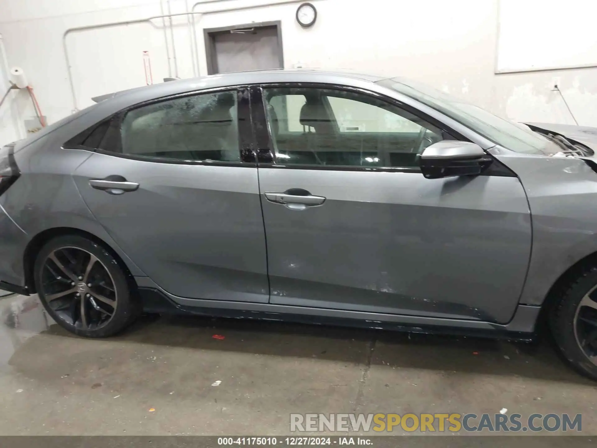 14 fotografías del automóvil dañado SHHFK7G45MU202604 HONDA CIVIC 2021