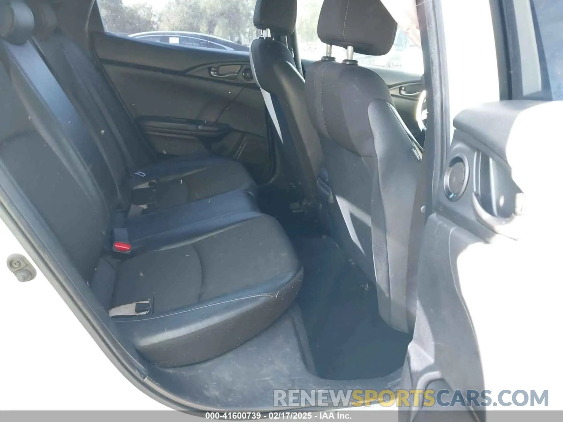 8 fotografías del automóvil dañado SHHFK7H44MU422976 HONDA CIVIC 2021