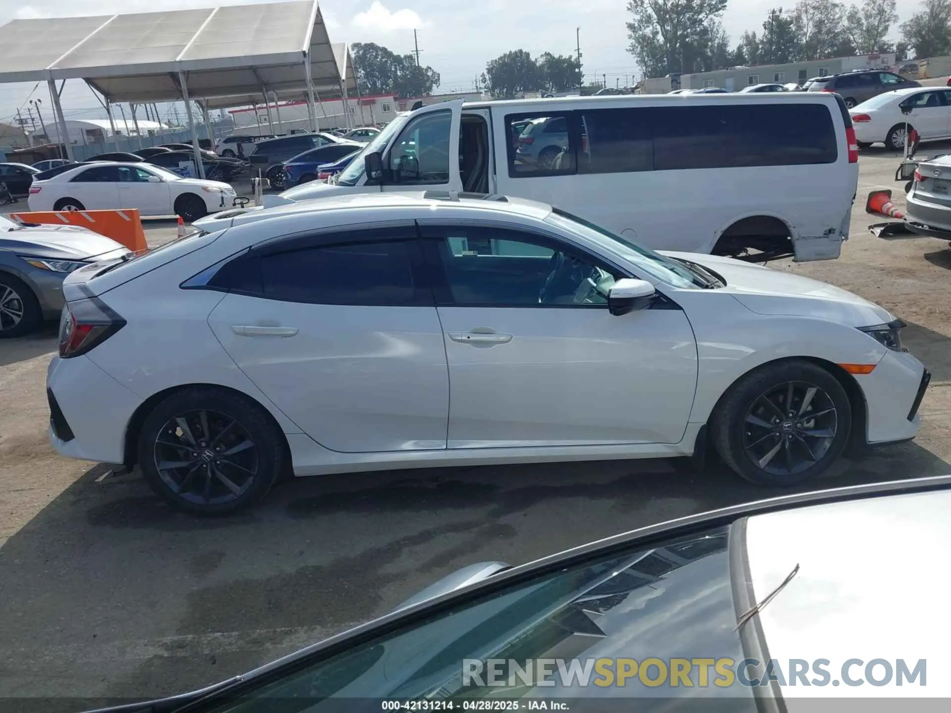14 fotografías del automóvil dañado SHHFK7H66MU414699 HONDA CIVIC 2021
