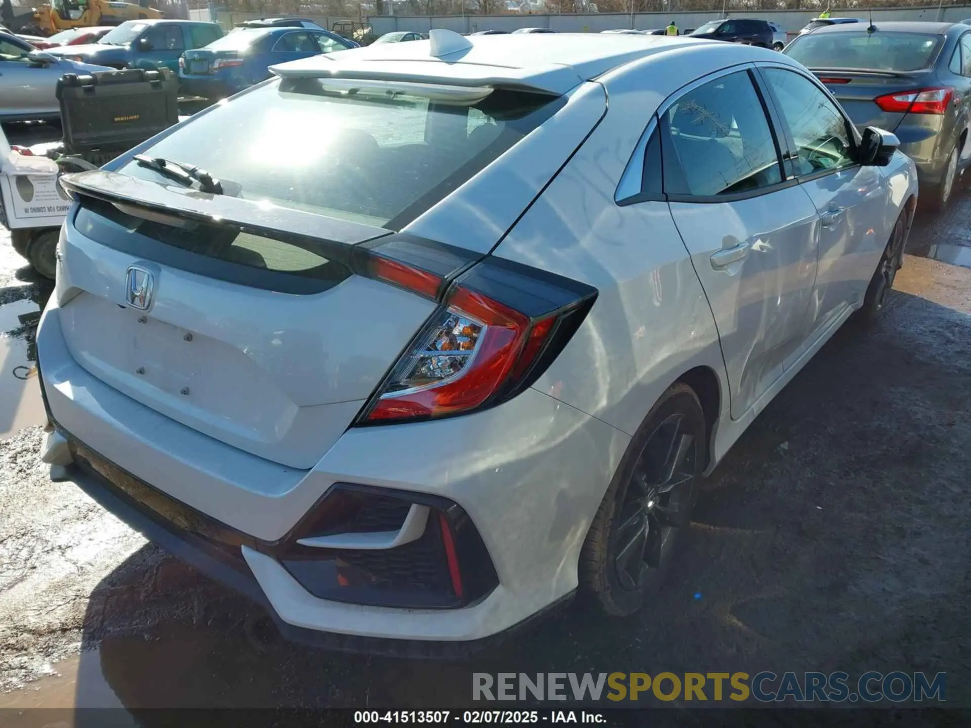 4 fotografías del automóvil dañado SHHFK7H68MU230543 HONDA CIVIC 2021
