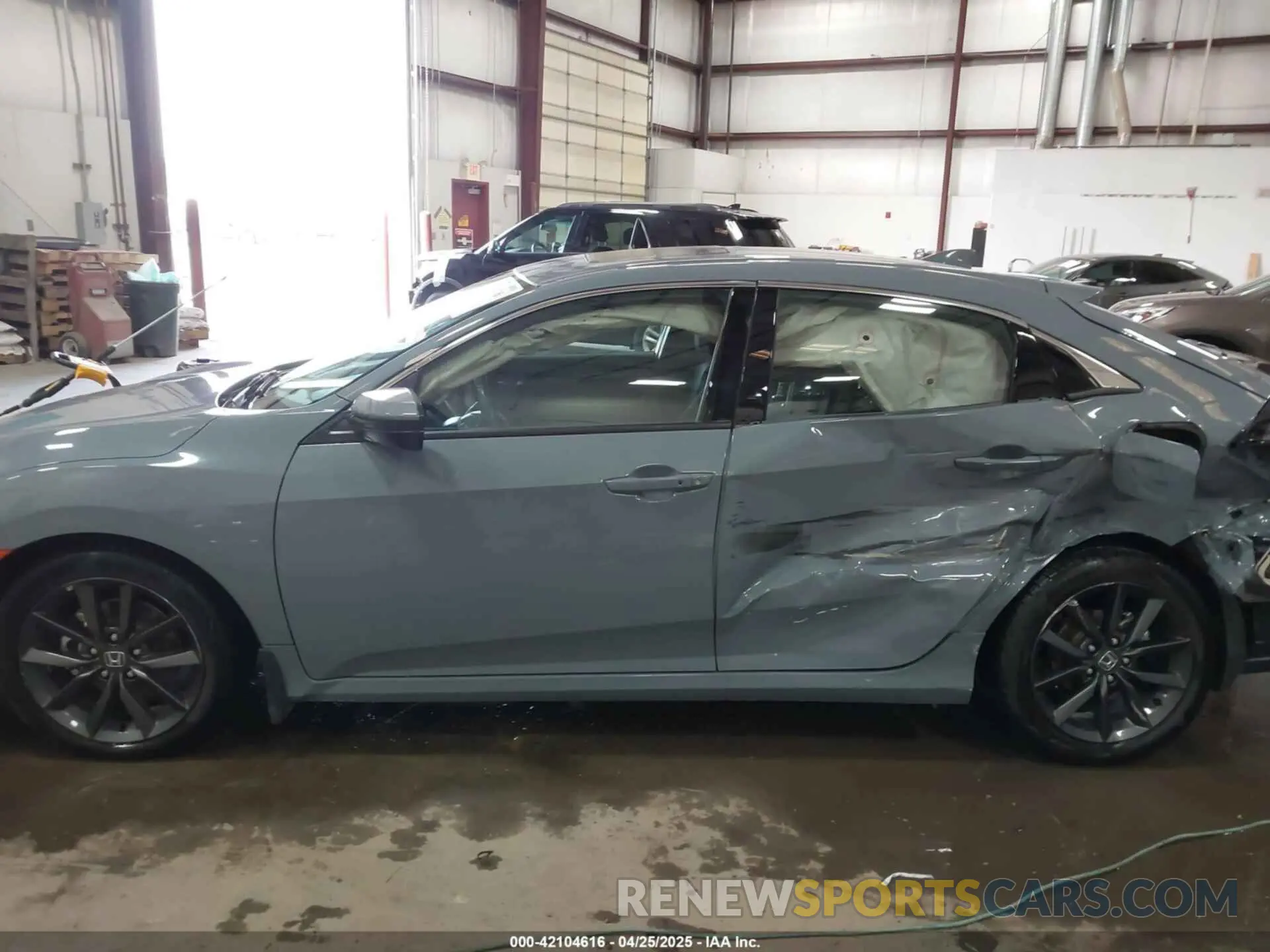 14 fotografías del automóvil dañado SHHFK7H69MN224234 HONDA CIVIC 2021