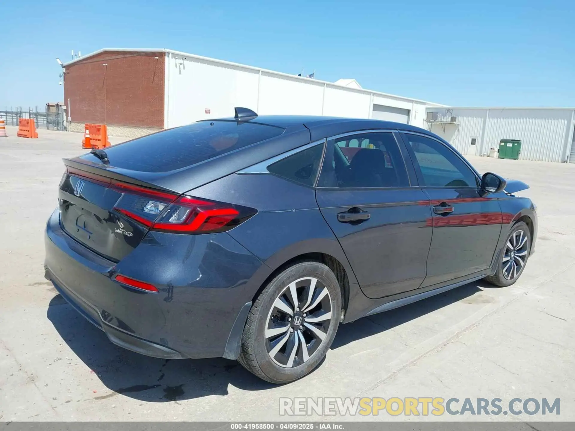 4 fotografías del automóvil dañado 19XFL1H71NE022970 HONDA CIVIC 2022