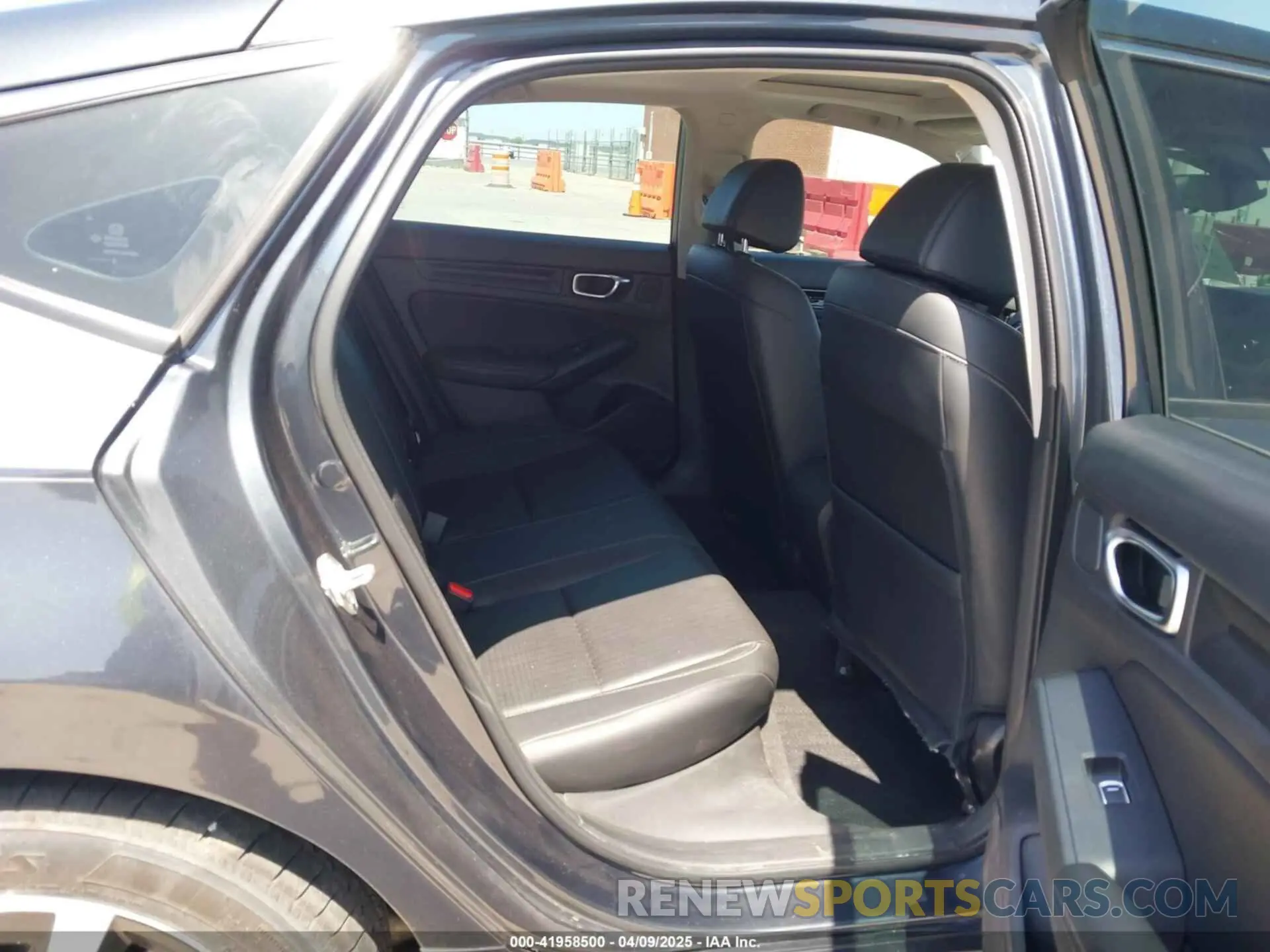 8 fotografías del automóvil dañado 19XFL1H71NE022970 HONDA CIVIC 2022