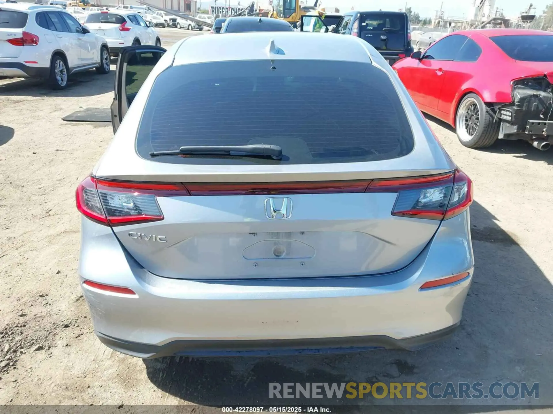 16 fotografías del automóvil dañado 19XFL1H76NE002360 HONDA CIVIC 2022