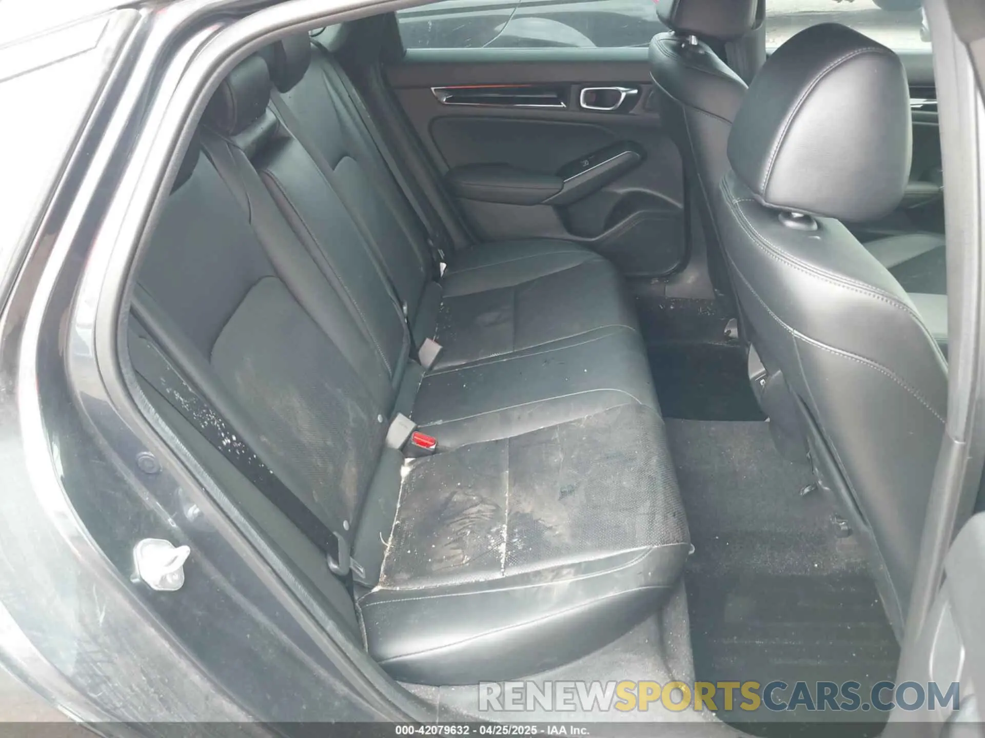 8 fotografías del automóvil dañado 19XFL1H84NE010790 HONDA CIVIC 2022