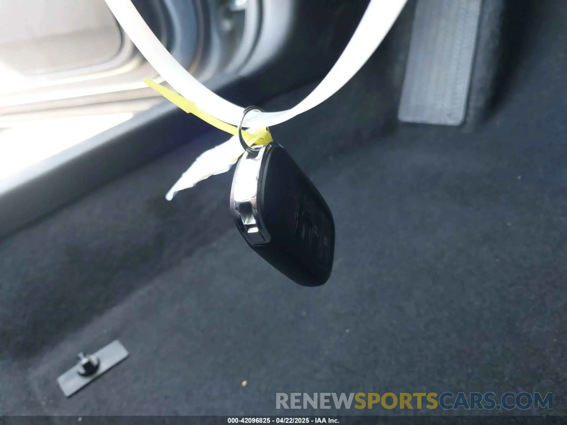 11 fotografías del automóvil dañado 19XFL2H84NE001027 HONDA CIVIC 2022
