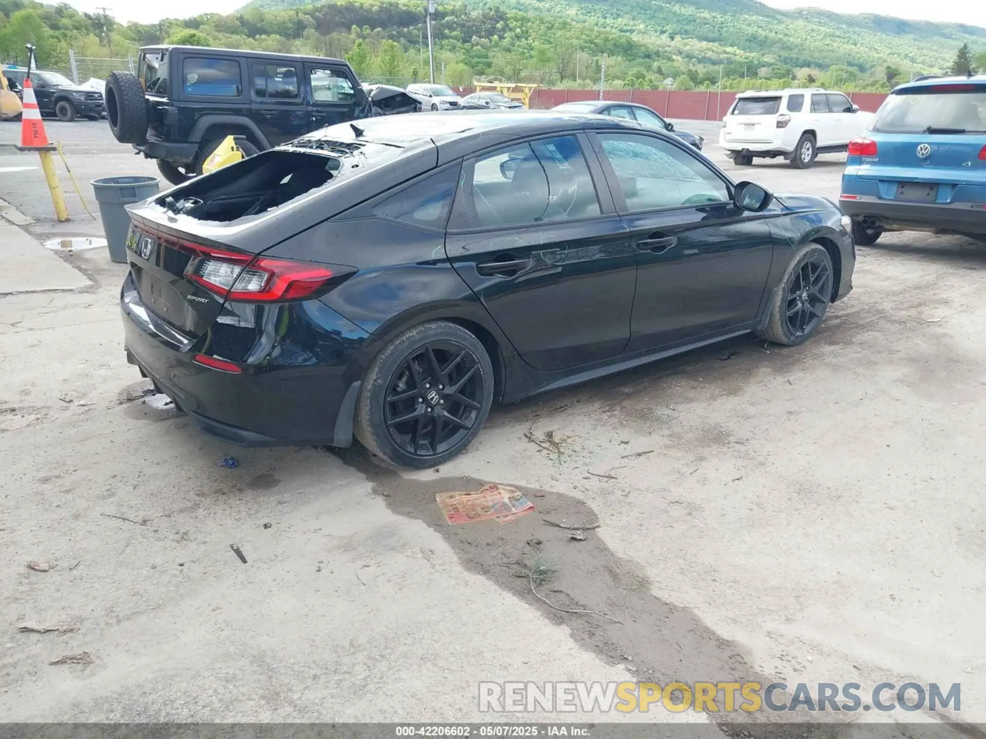 4 fotografías del automóvil dañado 19XFL2H87NE003046 HONDA CIVIC 2022