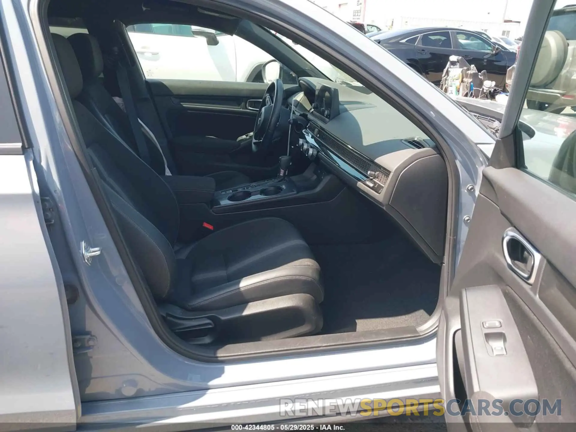 5 fotografías del automóvil dañado 19XFL2H88NE017165 HONDA CIVIC 2022