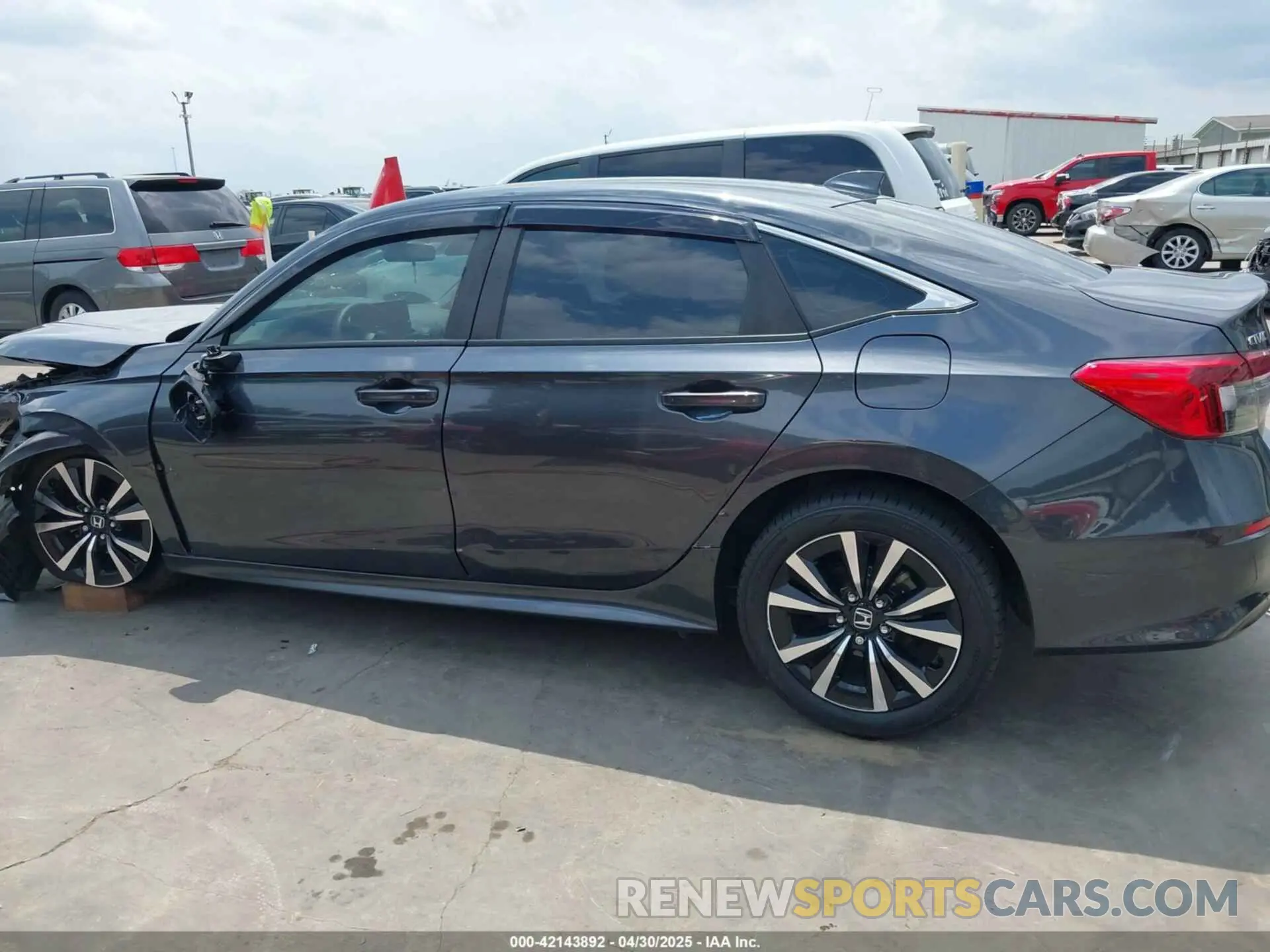 15 fotografías del automóvil dañado 2HGFE1F76NH319493 HONDA CIVIC 2022