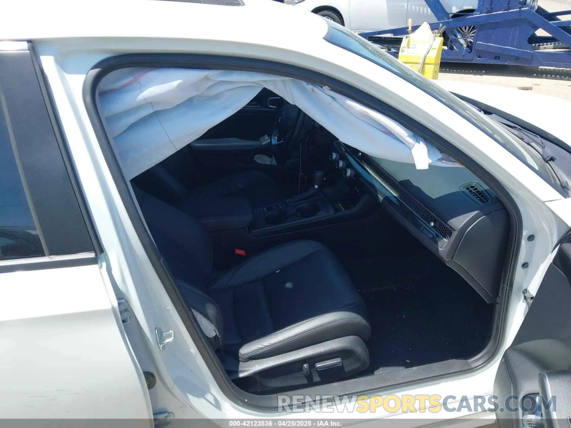5 fotografías del automóvil dañado 2HGFE1F93NH316133 HONDA CIVIC 2022