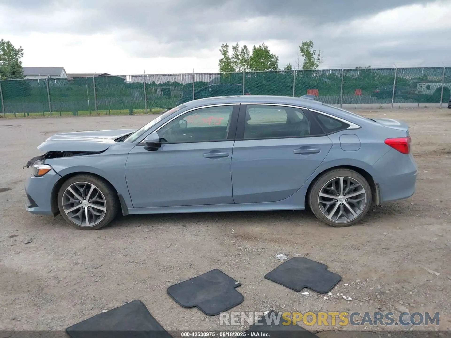 14 fotografías del automóvil dañado 2HGFE1F94NH313631 HONDA CIVIC 2022