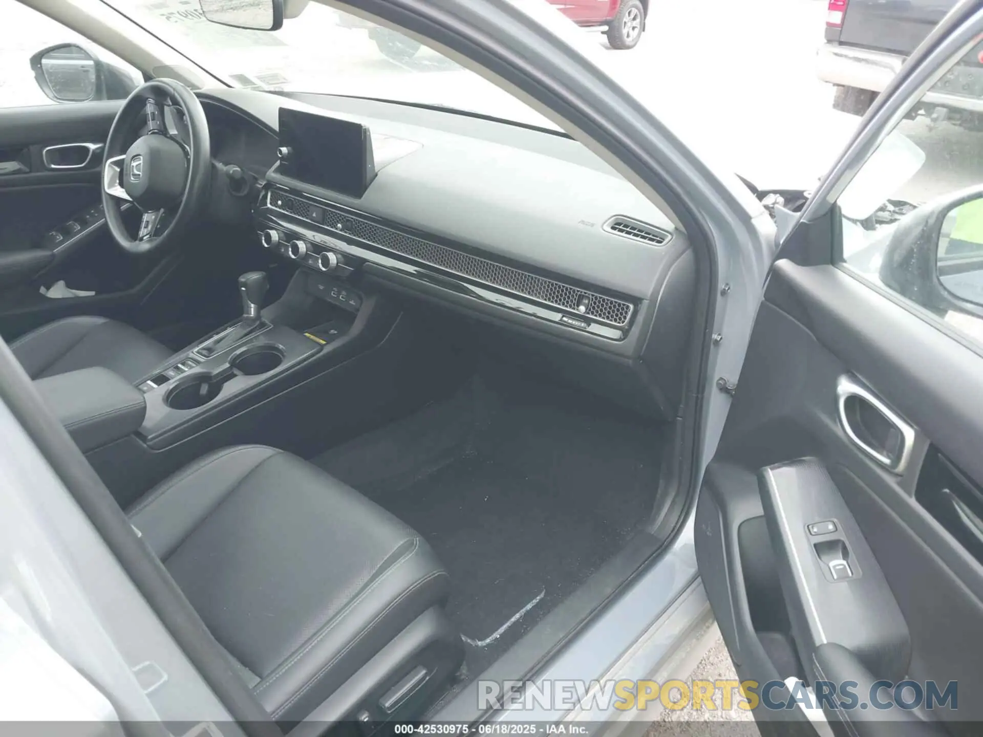 5 fotografías del automóvil dañado 2HGFE1F94NH313631 HONDA CIVIC 2022