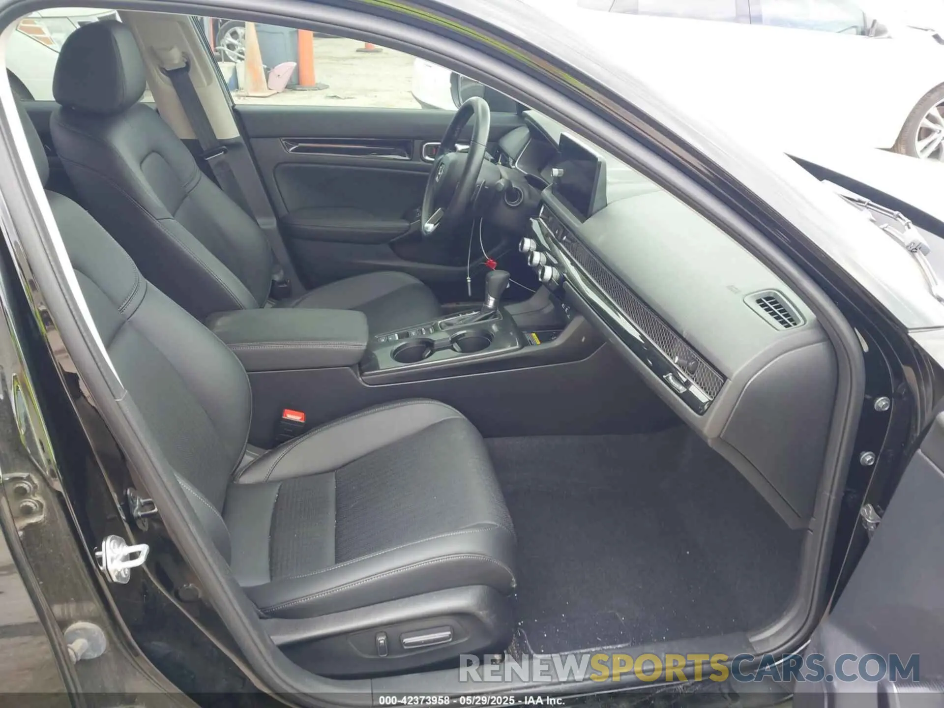 5 fotografías del automóvil dañado 2HGFE1F9XNH321586 HONDA CIVIC 2022