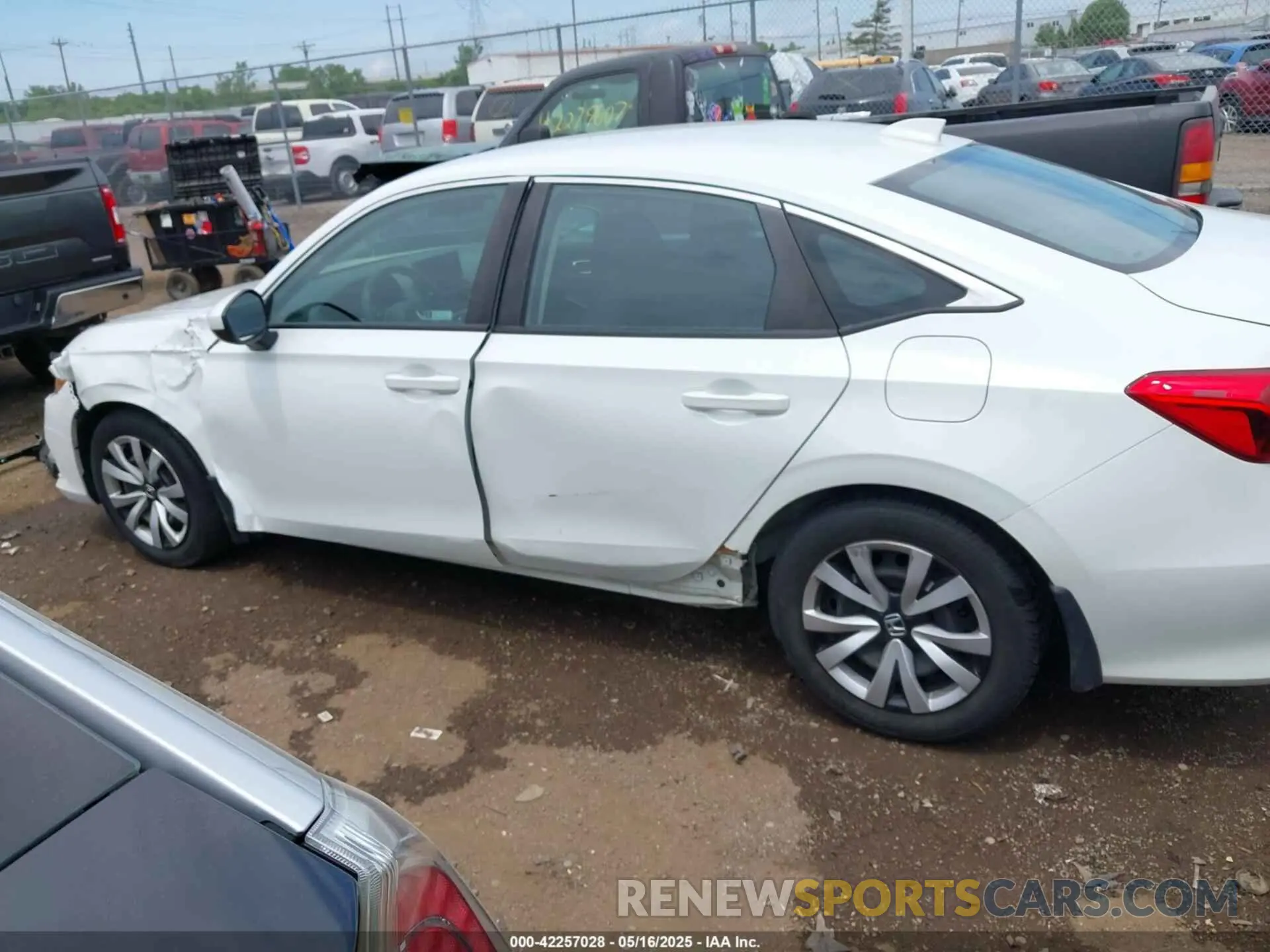 14 fotografías del automóvil dañado 2HGFE2F20NH541456 HONDA CIVIC 2022