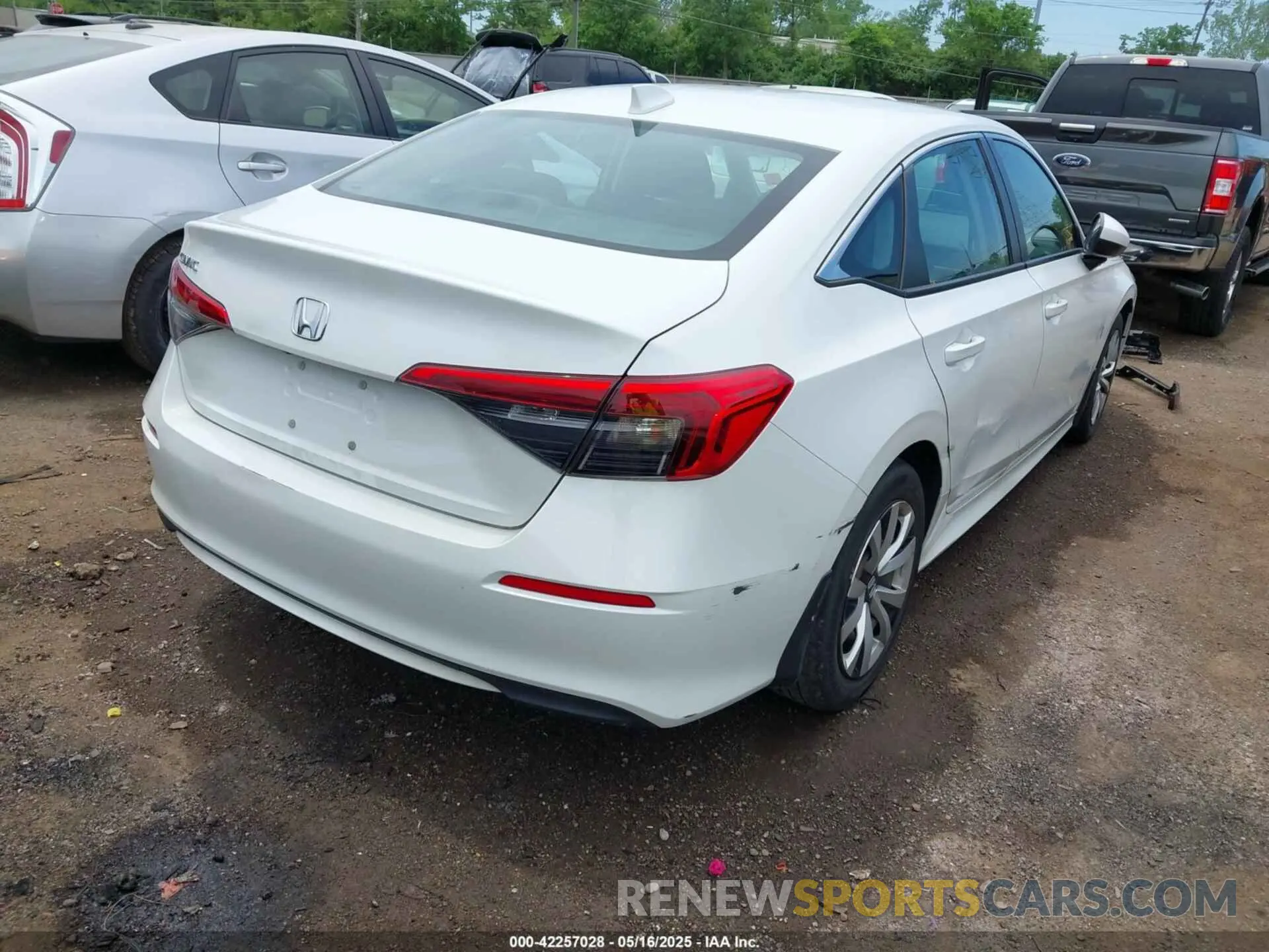 4 fotografías del automóvil dañado 2HGFE2F20NH541456 HONDA CIVIC 2022