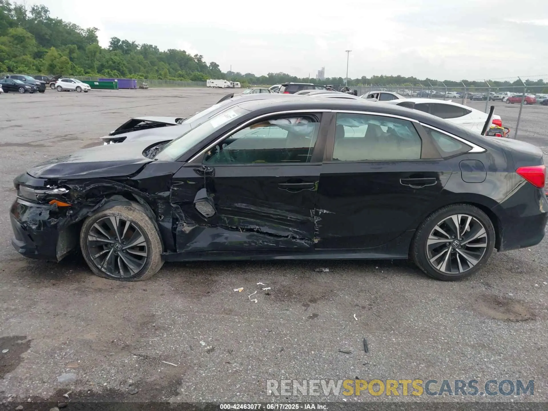 14 fotografías del automóvil dañado 2HGFE2F22NH526358 HONDA CIVIC 2022