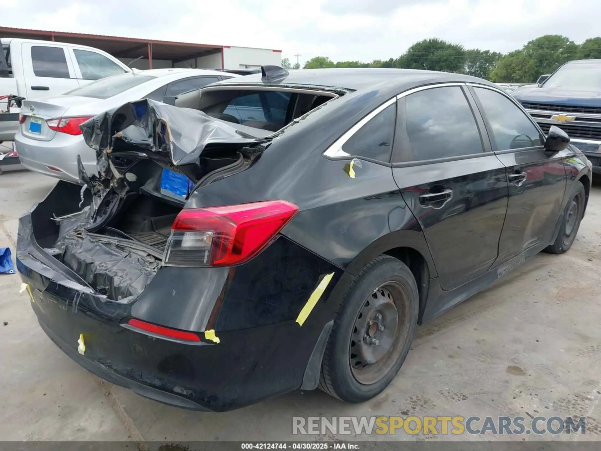 4 fotografías del automóvil dañado 2HGFE2F24NH523607 HONDA CIVIC 2022