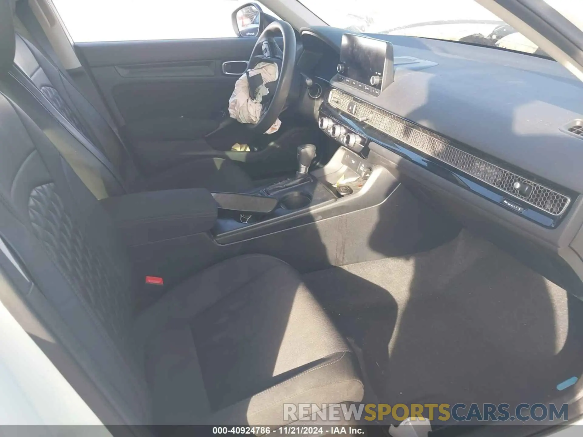 5 fotografías del automóvil dañado 2HGFE2F24NH532467 HONDA CIVIC 2022
