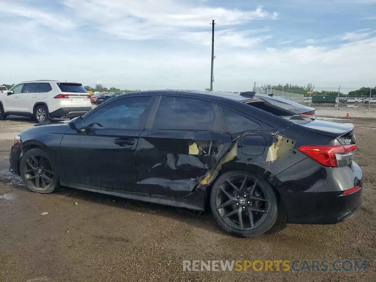 2 fotografías del automóvil dañado 2HGFE2F50NH541614 HONDA CIVIC 2022