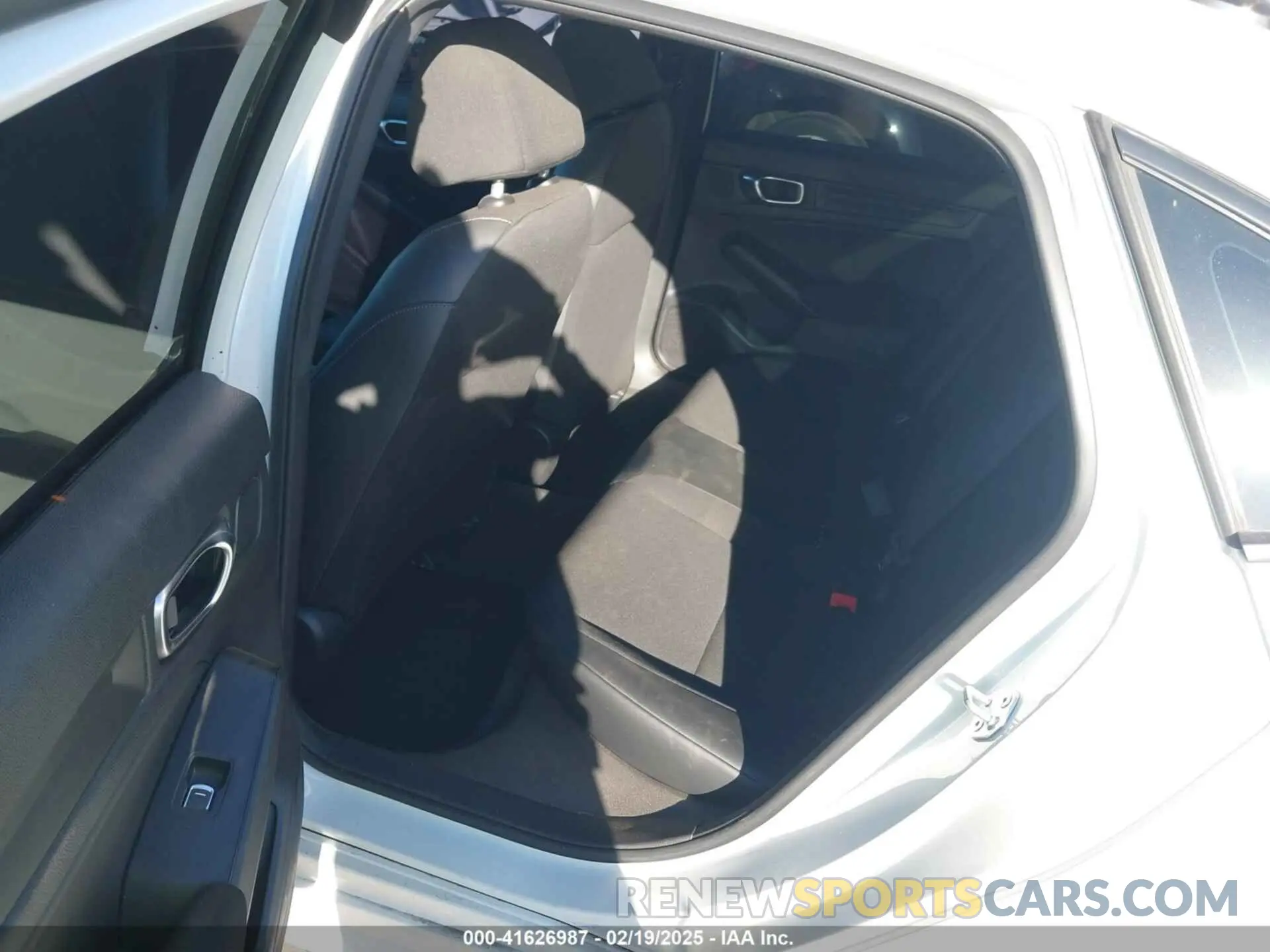 8 fotografías del automóvil dañado 2HGFE2F51NH596685 HONDA CIVIC 2022