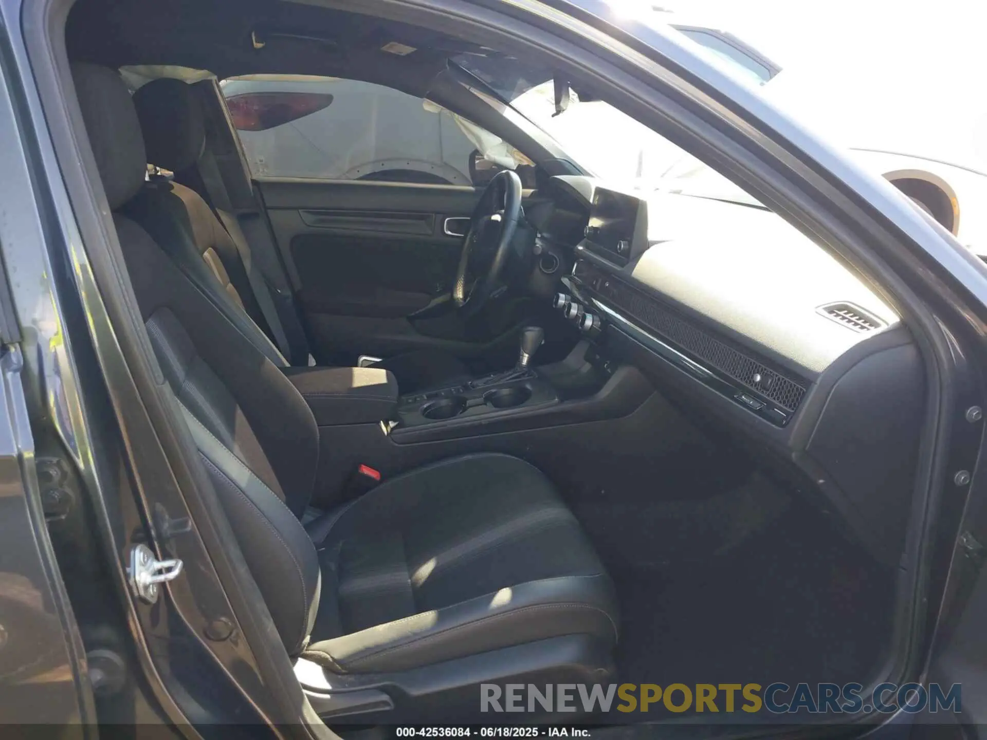 5 fotografías del automóvil dañado 2HGFE2F52NH517427 HONDA CIVIC 2022