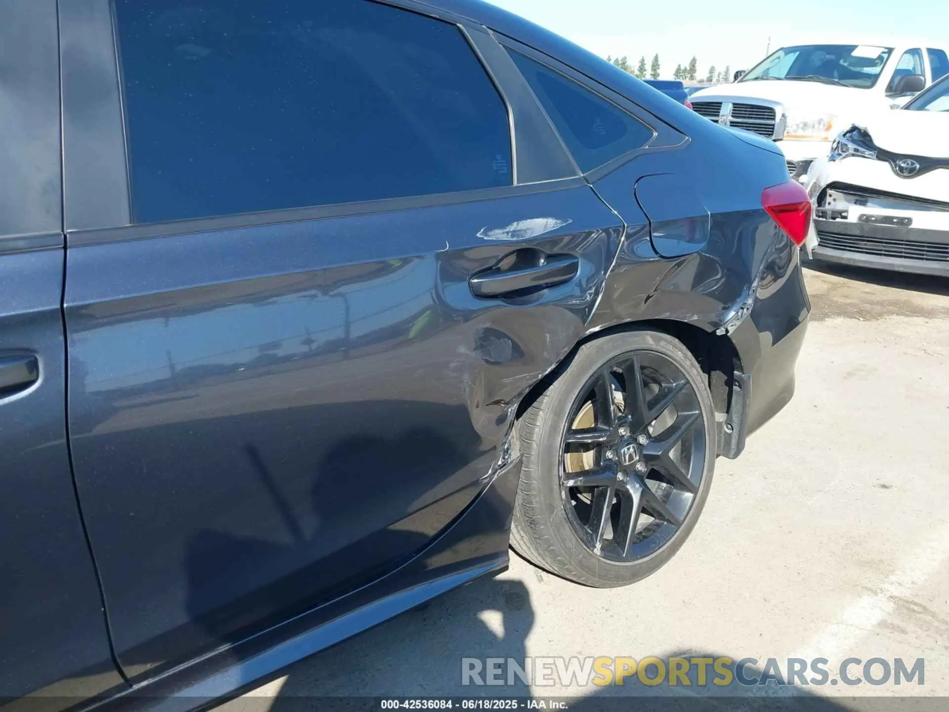 6 fotografías del automóvil dañado 2HGFE2F52NH517427 HONDA CIVIC 2022