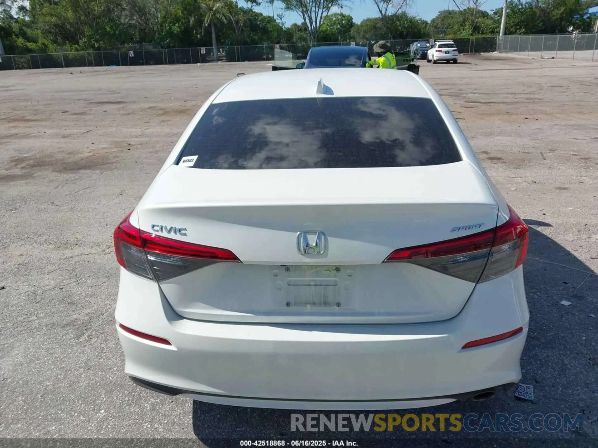 16 fotografías del automóvil dañado 2HGFE2F52NH534261 HONDA CIVIC 2022