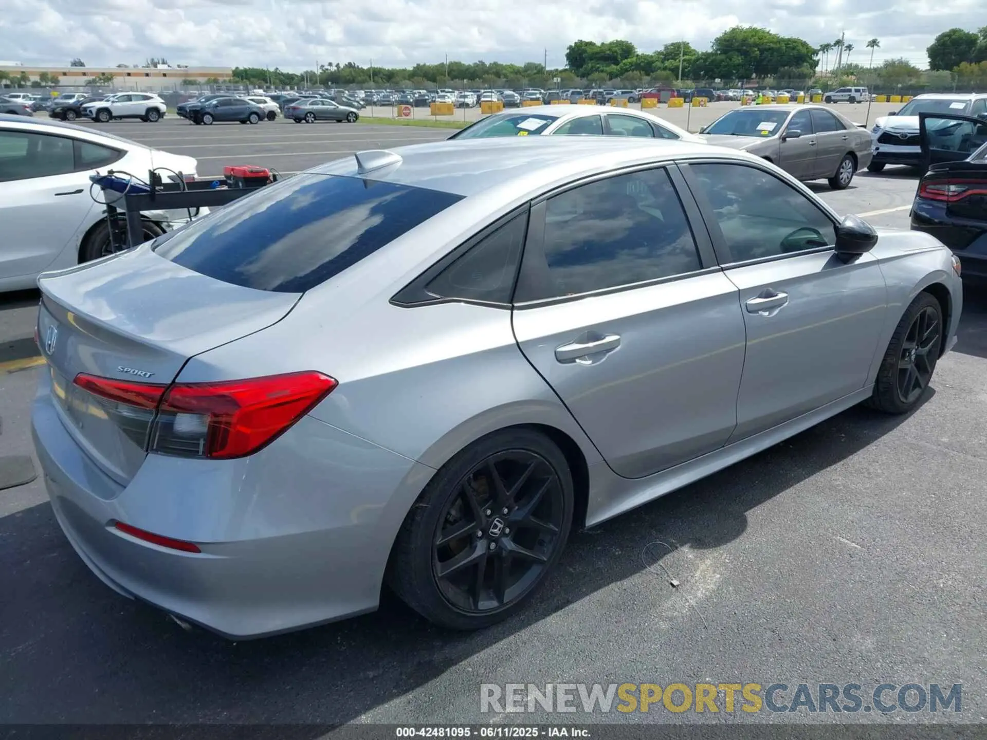 4 fotografías del automóvil dañado 2HGFE2F54NH525576 HONDA CIVIC 2022