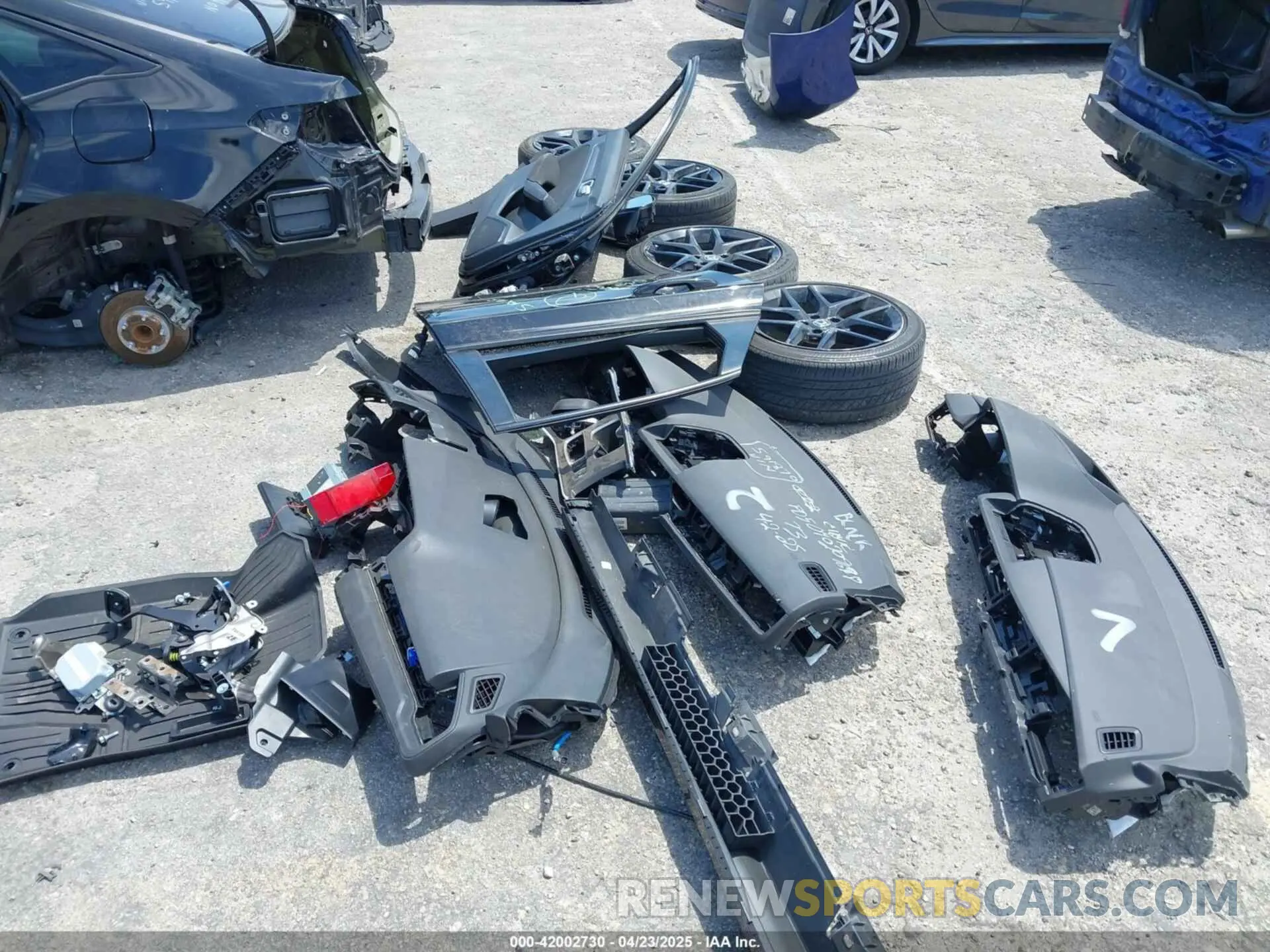 11 fotografías del automóvil dañado 2HGFE2F54NH591870 HONDA CIVIC 2022