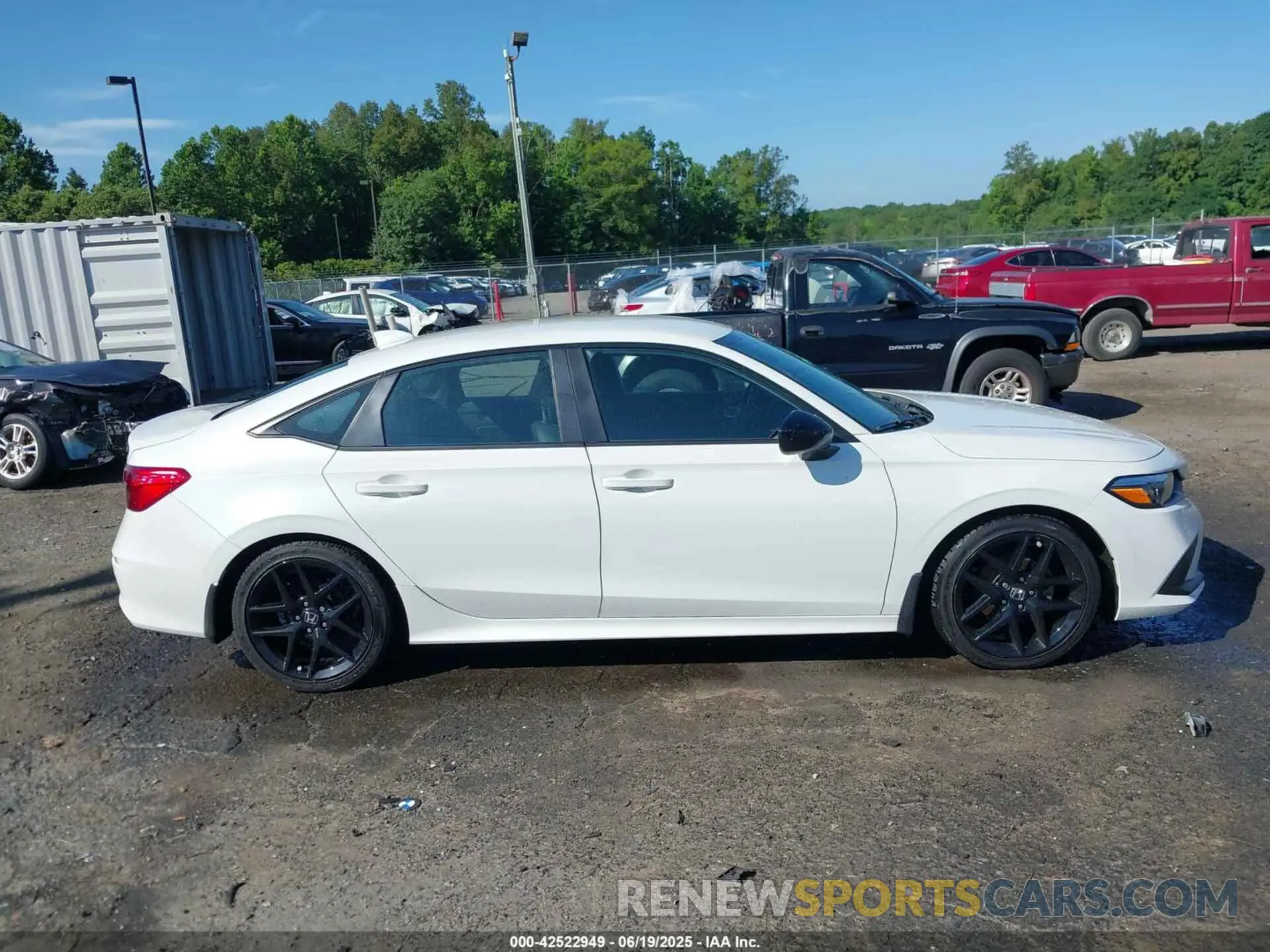 13 fotografías del automóvil dañado 2HGFE2F55NH586127 HONDA CIVIC 2022