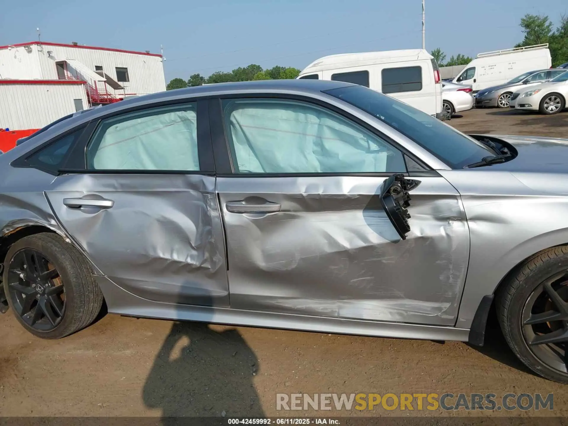 13 fotografías del automóvil dañado 2HGFE2F57NH582953 HONDA CIVIC 2022
