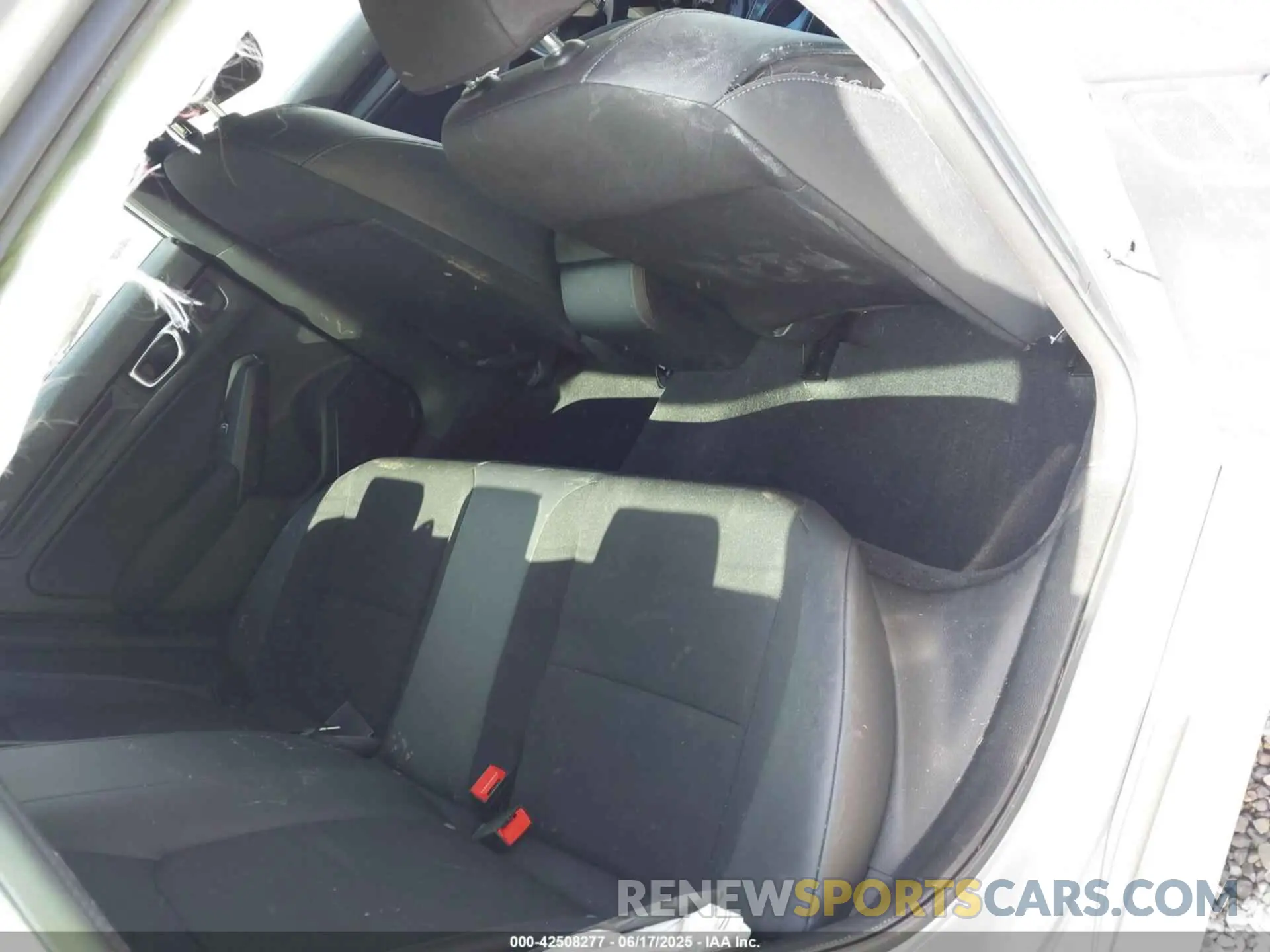 8 fotografías del automóvil dañado 2HGFE2F57NH607141 HONDA CIVIC 2022
