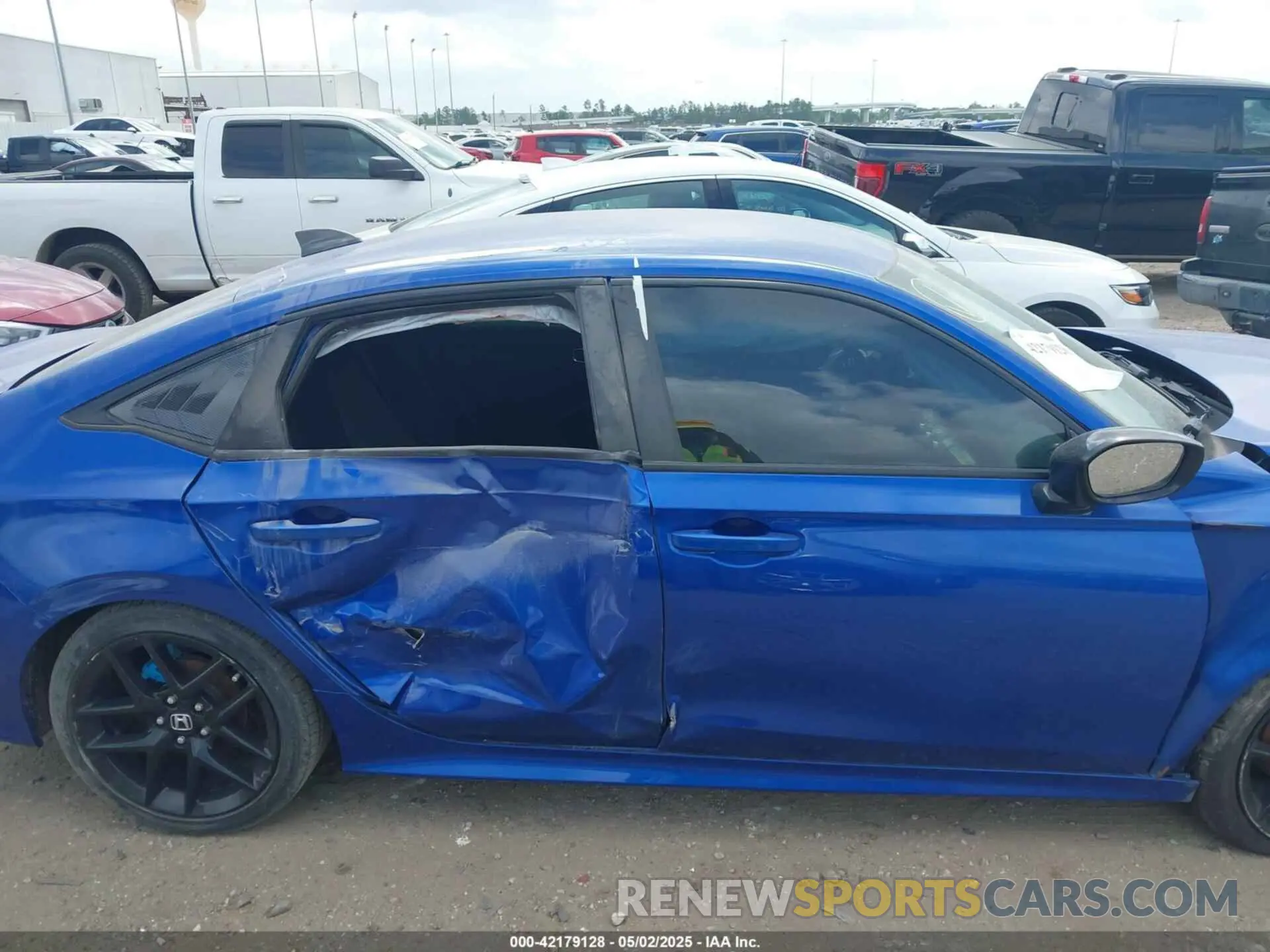 13 fotografías del automóvil dañado 2HGFE2F59NH553423 HONDA CIVIC 2022