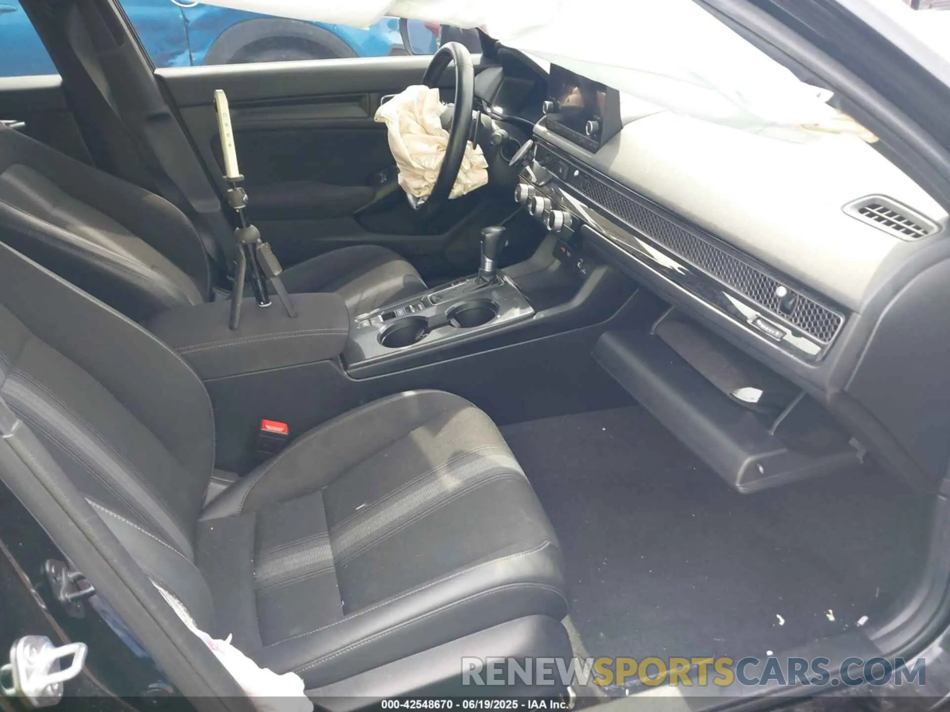 5 fotografías del automóvil dañado 2HGFE2F5XNH537165 HONDA CIVIC 2022