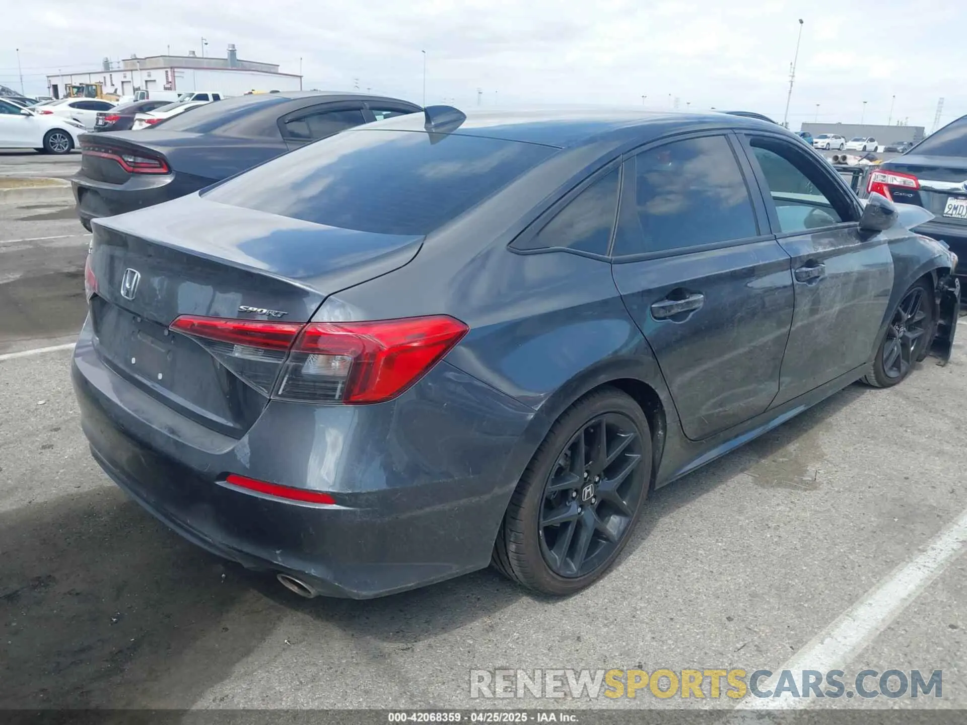 4 fotografías del automóvil dañado 2HGFE2F5XNH573972 HONDA CIVIC 2022